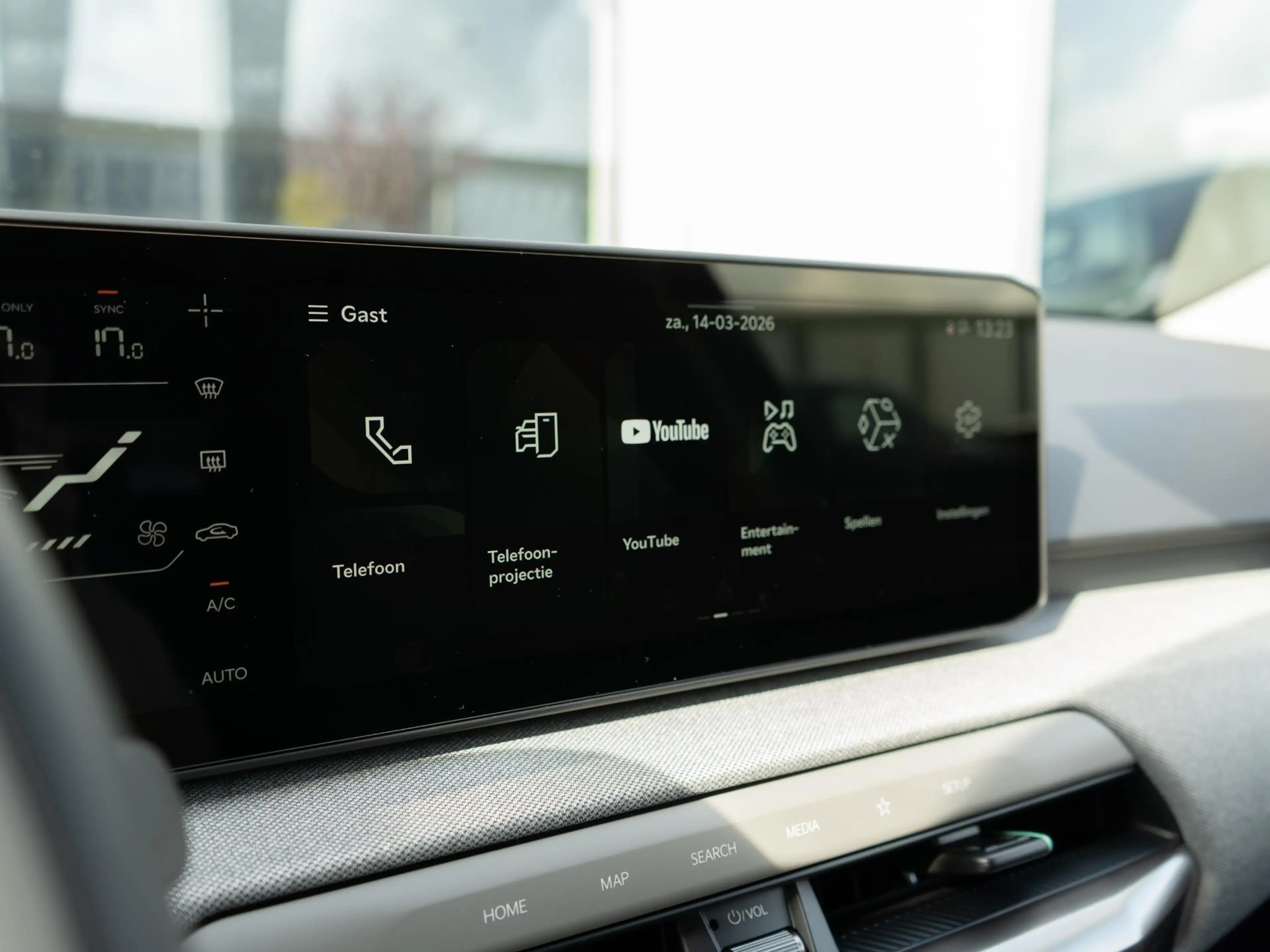 Kia EV4 Plus Advanced 81.4 kWh | Navigatie | Stoel en stuu — photo 12