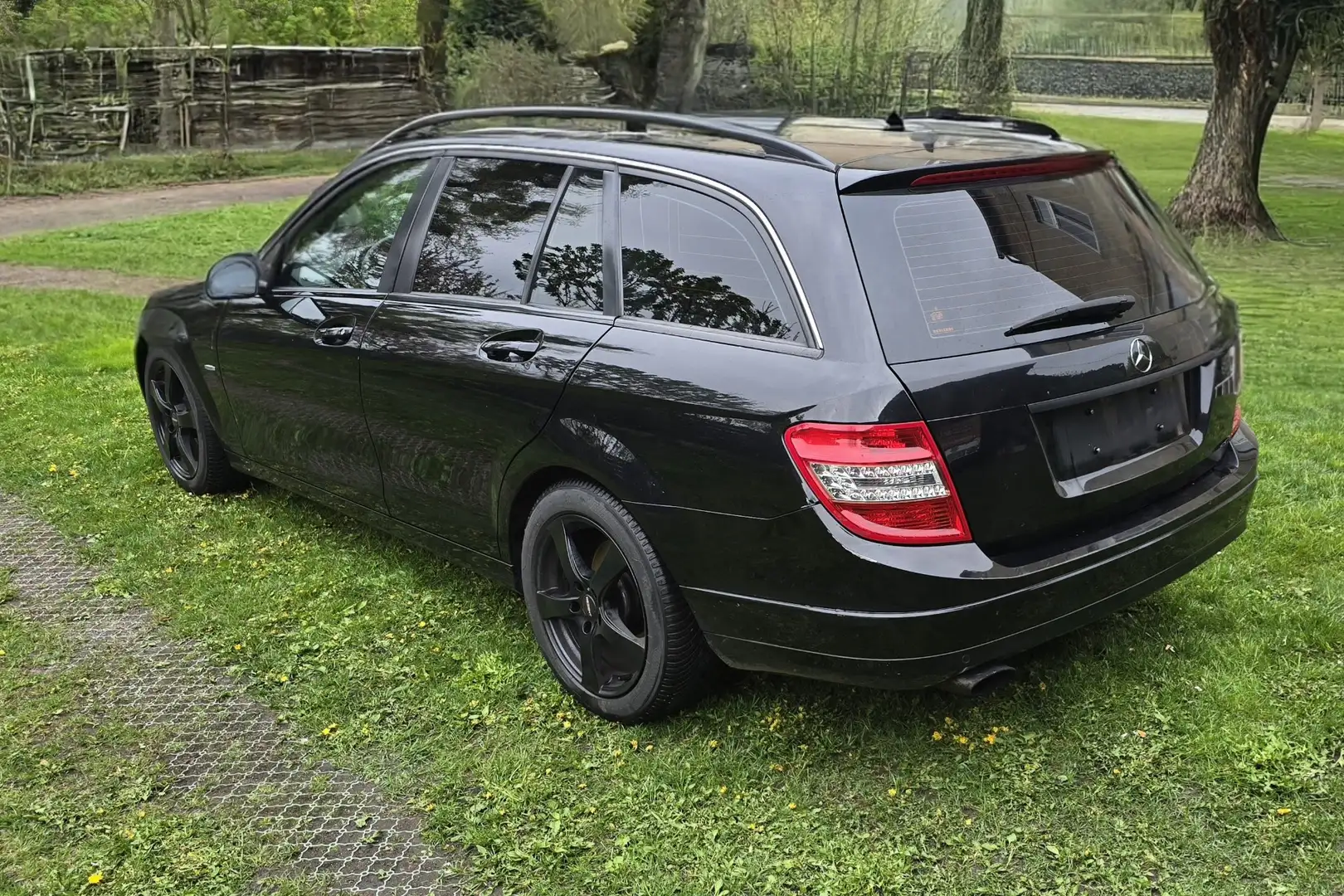 Mercedes-Benz C 220 C 220 T CDI Blueefficiency (204.202) Noir - 2
