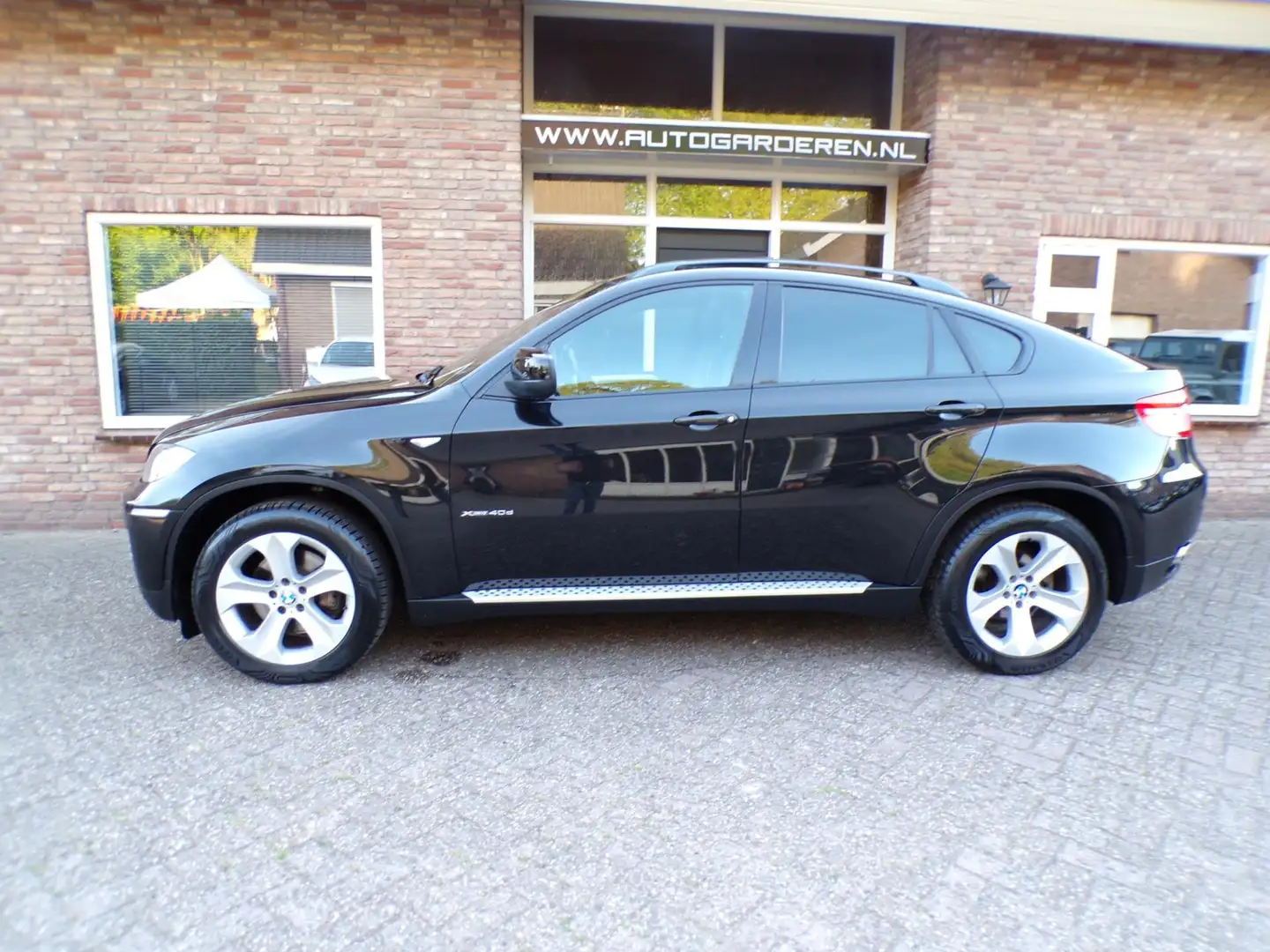 BMW X6 XDrive40d High Executive Autmaat / Leder / Navi / Чорний - 2