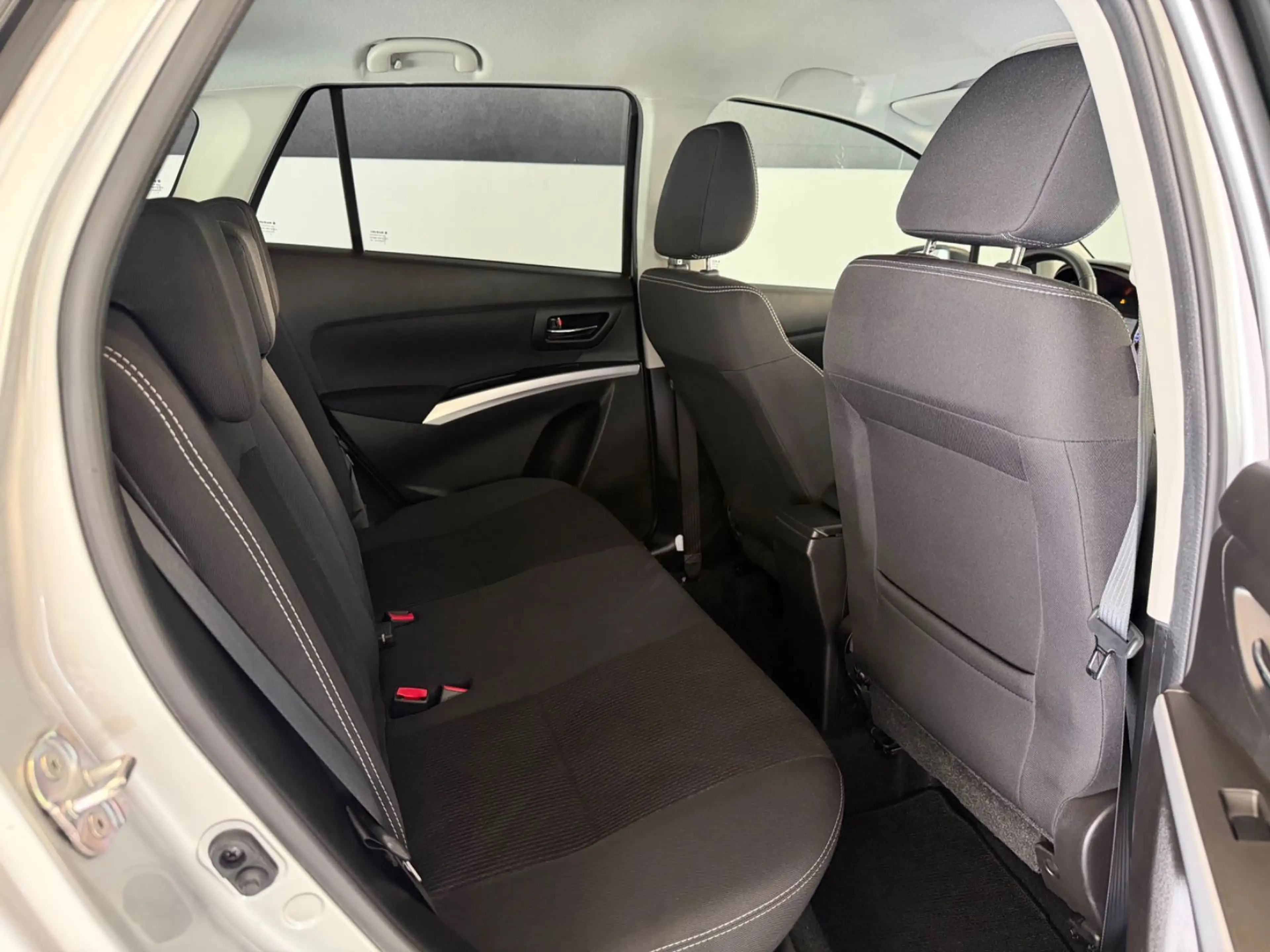 Suzuki SX4 S-Cross — photo 26