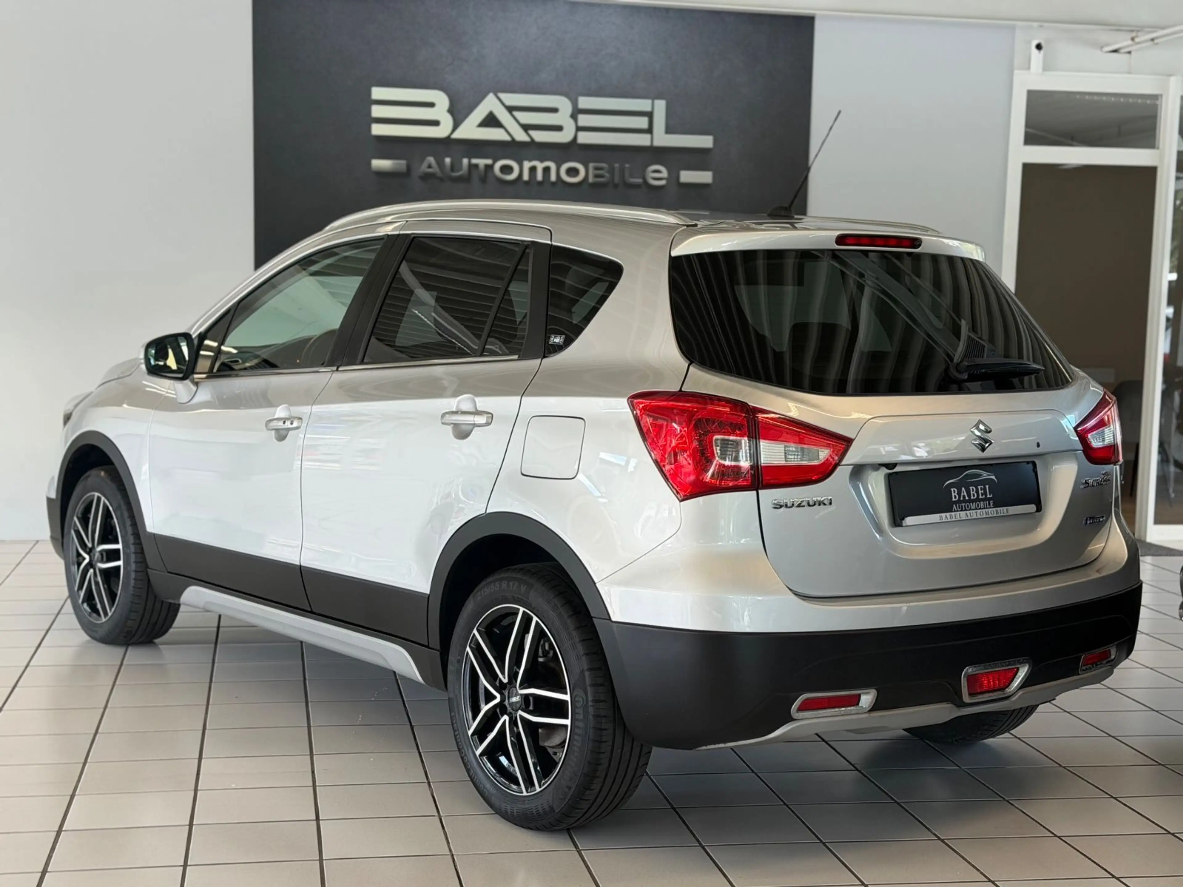 Suzuki SX4 S-Cross — photo 4