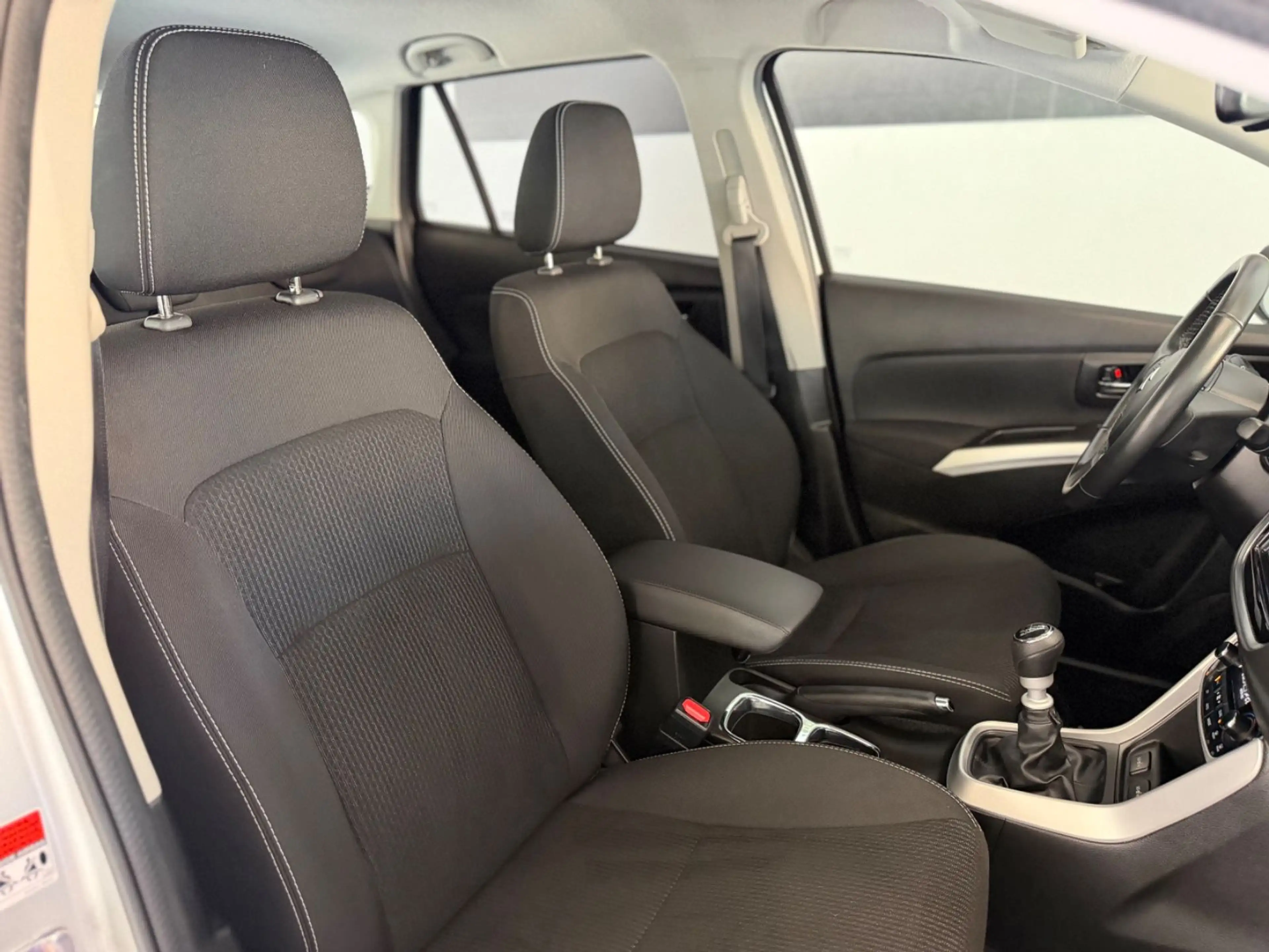 Suzuki SX4 S-Cross — photo 25