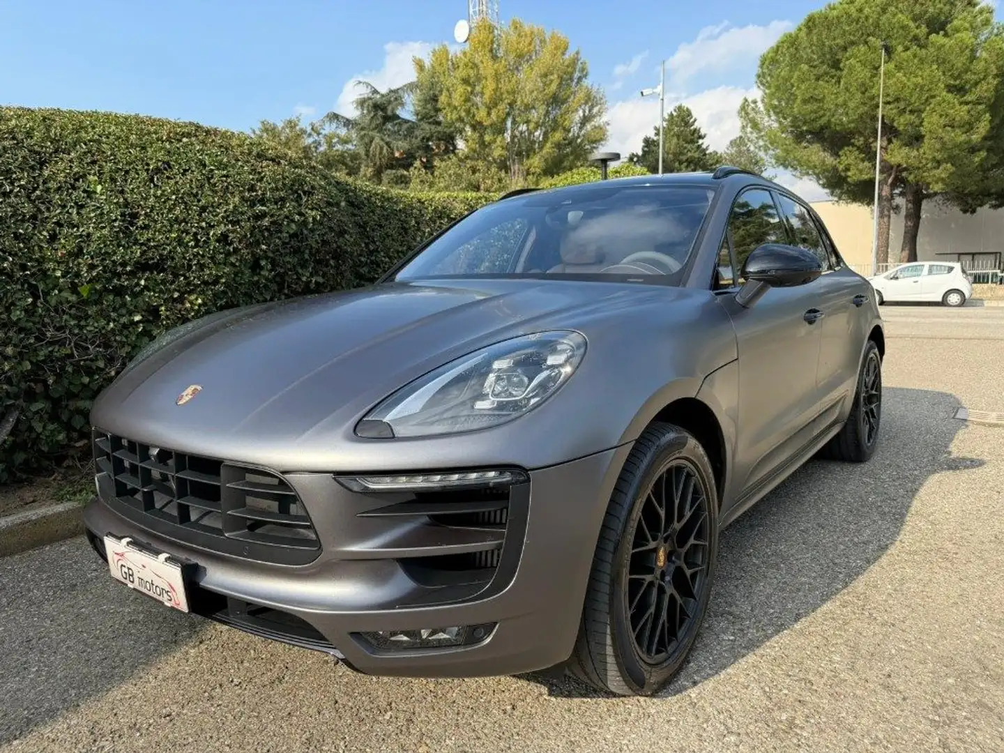 Porsche Macan 3.0 GTS NAVI - TETTO - ACC - PASM - LED - 20 Gris - 2
