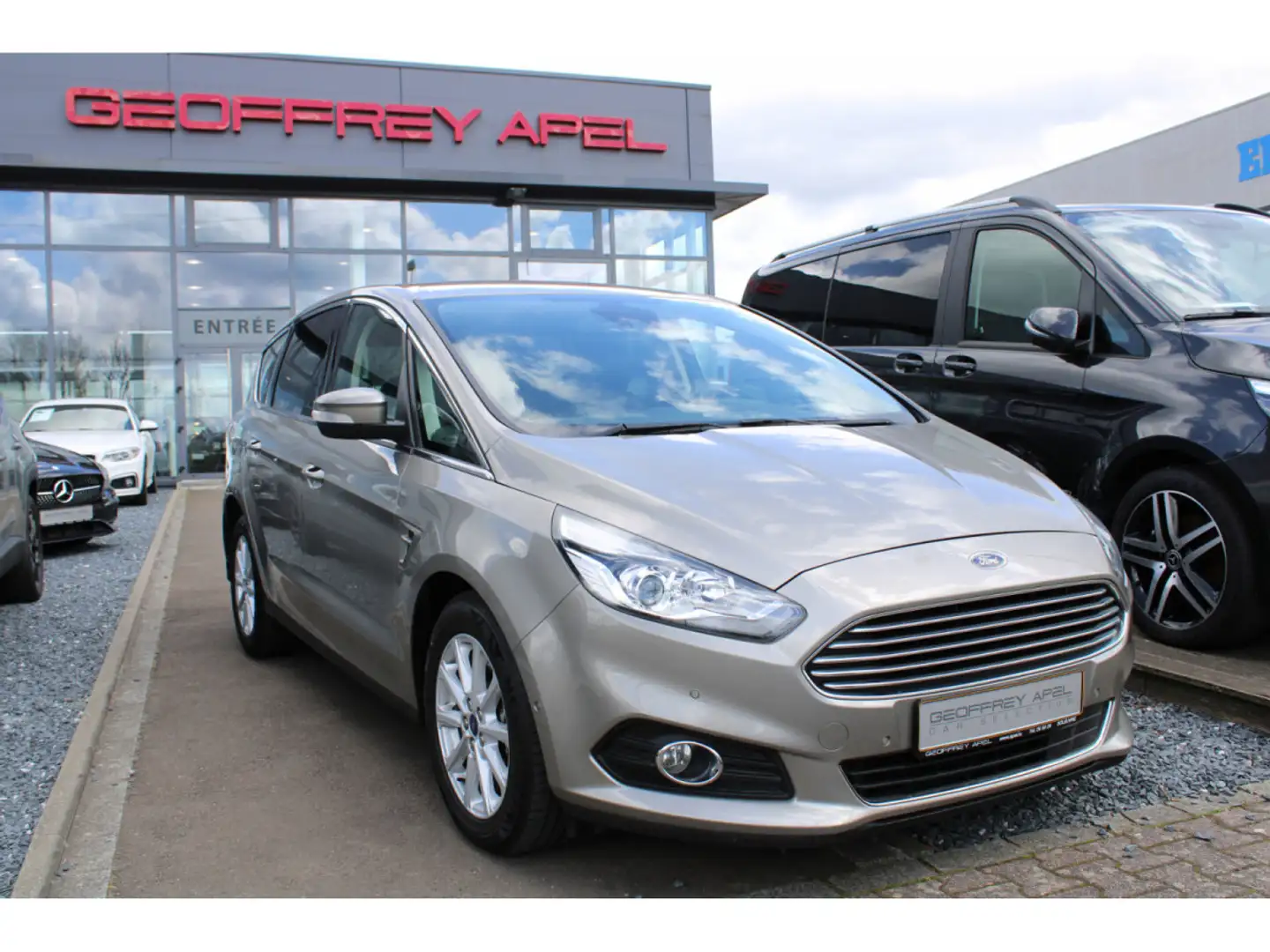 Ford S-Max TITANIUM CUIR LED NAVI Gris - 1