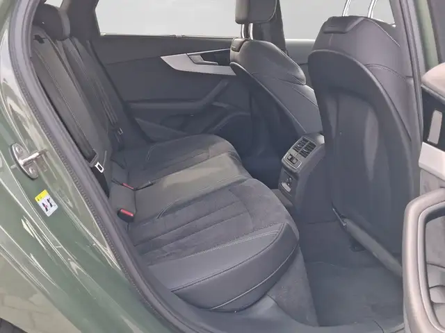 Audi A4 view 6