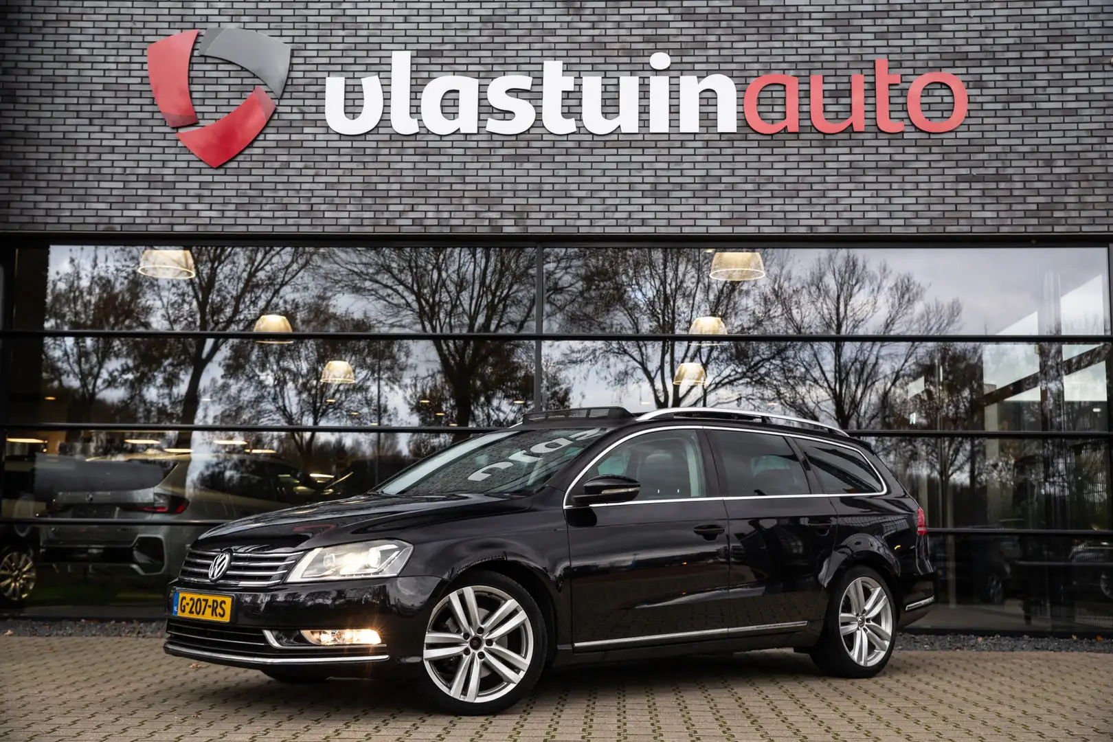 Volkswagen Passat Variant 1.8 TSI Highline , Panoramadak, Stoelverwarming, Noir - 1