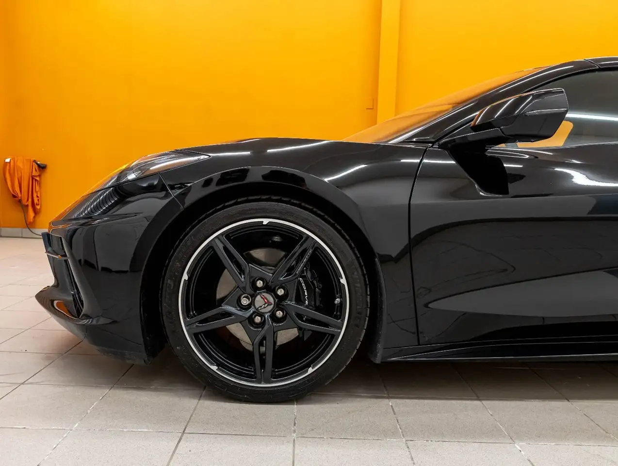 Chevrolet Corvette снимка Chevrolet Corvette