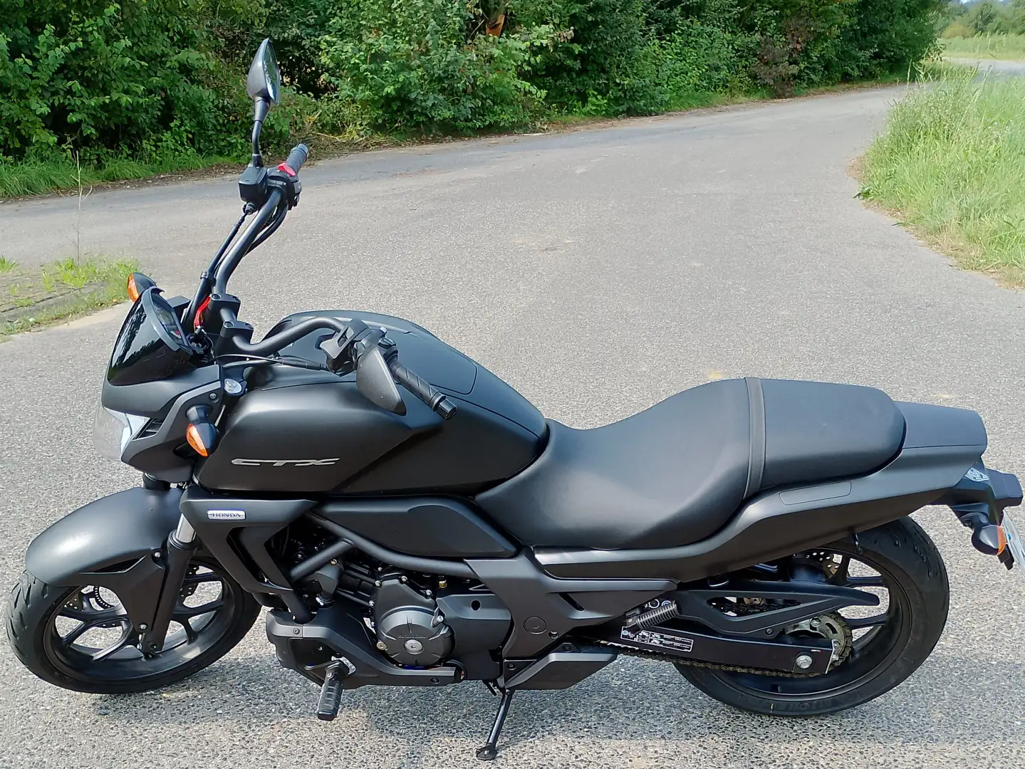 Honda CTX 700 Zwart - 1
