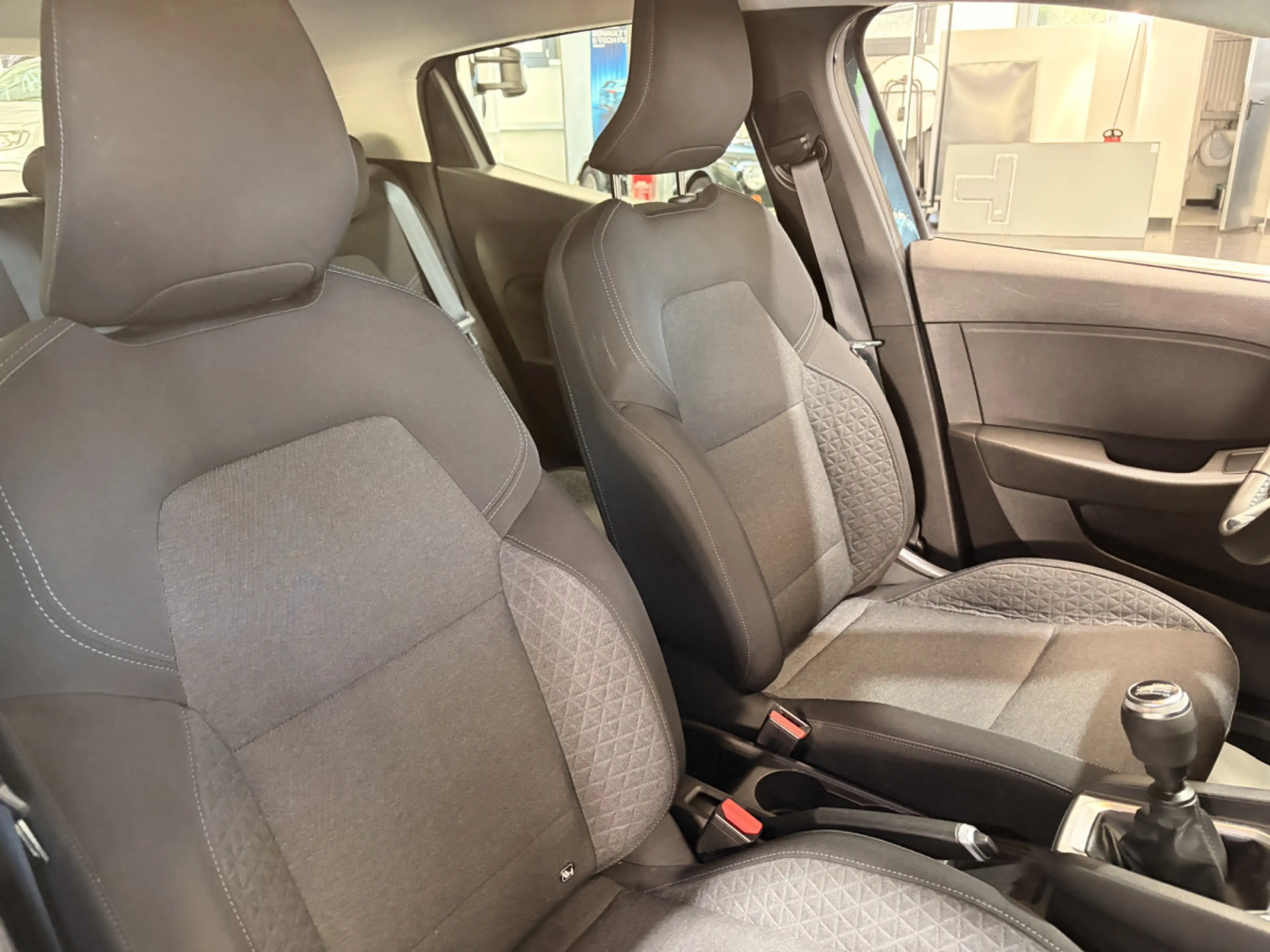Renault Clio 1.5 dCi 86HP — photo 11