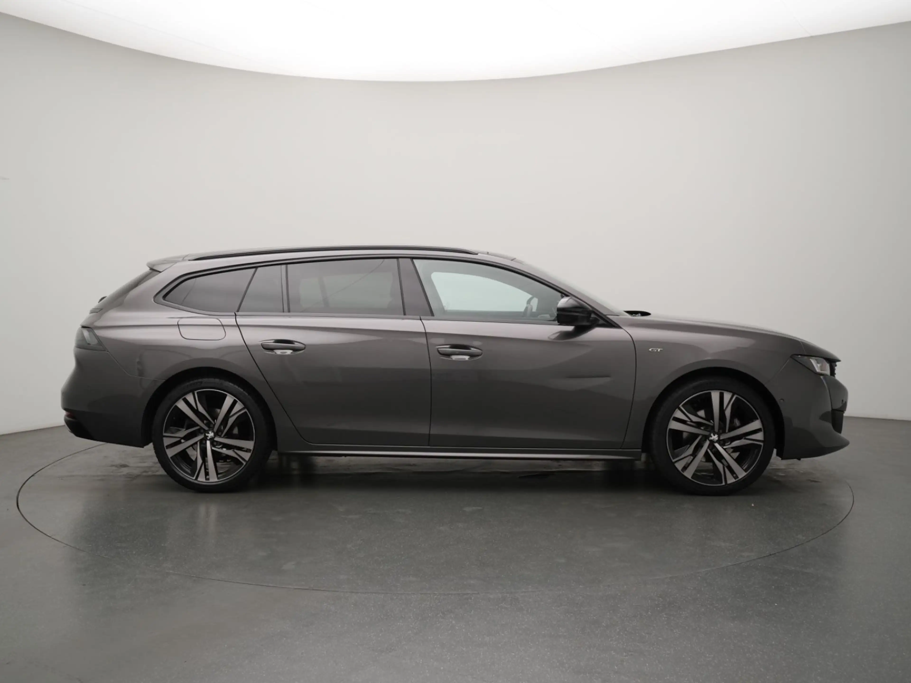 Peugeot 508 SW GT PANODACH+AHK+360KAMERA+APPS+NAVI+SHZ — photo 6