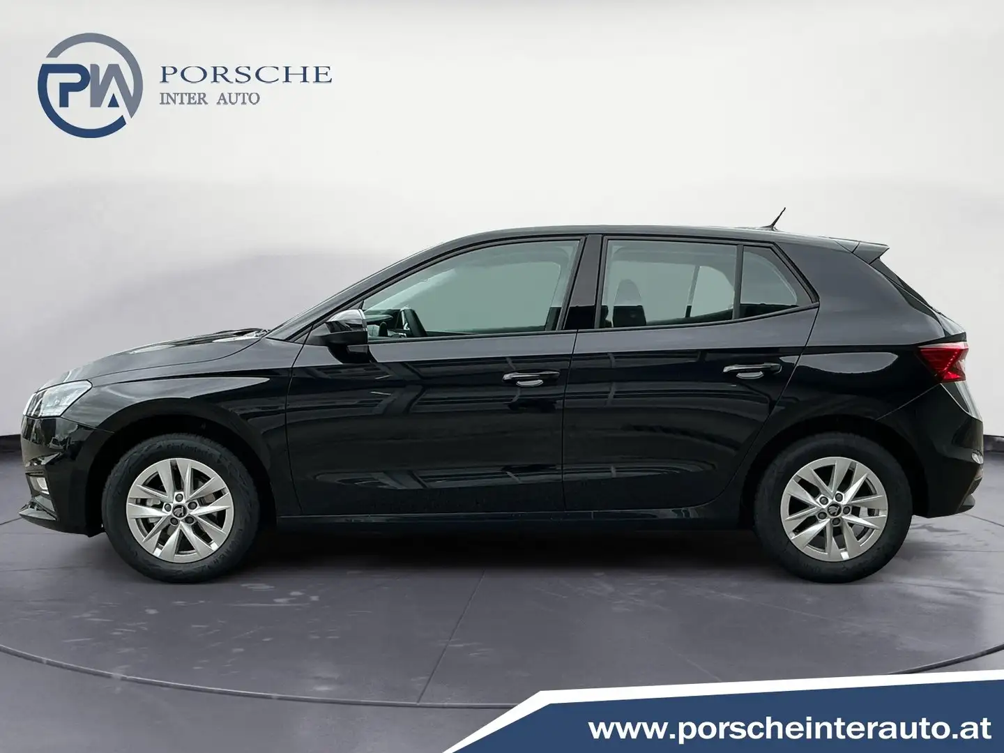 Skoda Fabia Essence Noir - 2