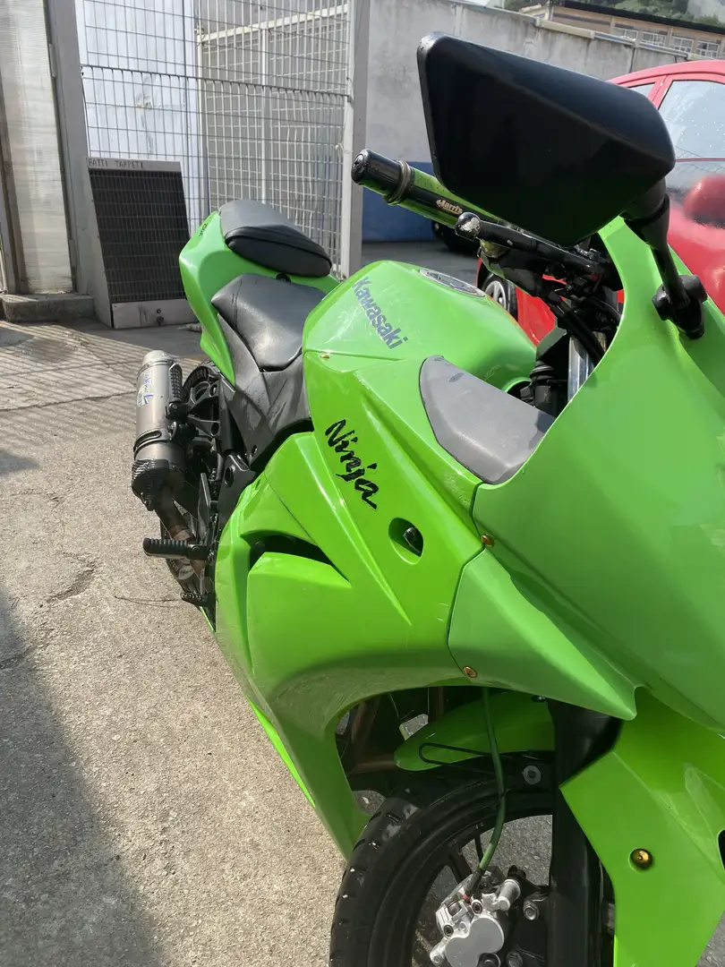 Kawasaki Ninja 250 R - 2