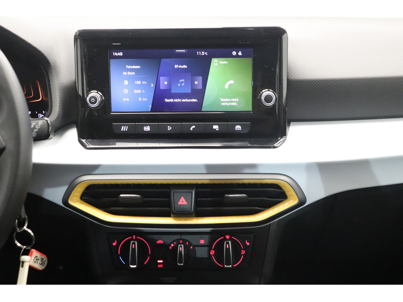SEAT Arona 1.0 TSI Style #App-Connect #LED — photo 15