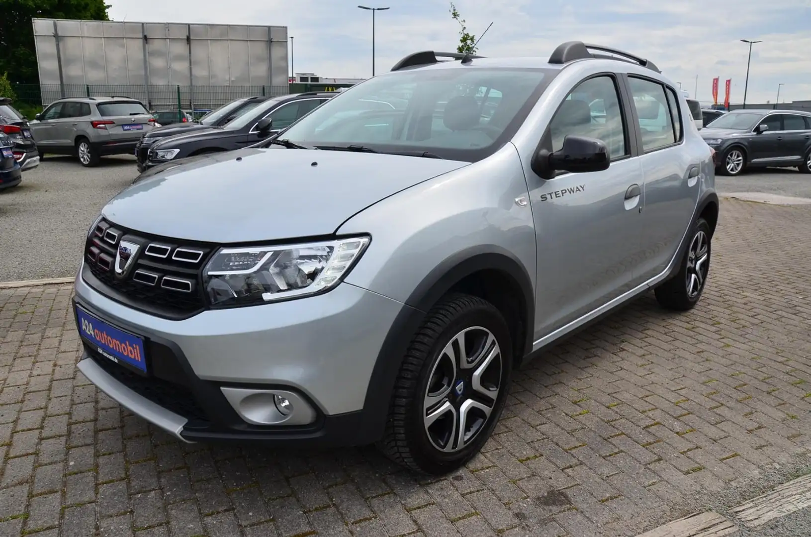 Dacia Sandero II 0.9 TCe 90 Stepway Celebration  Klimaautomatik Gris - 1