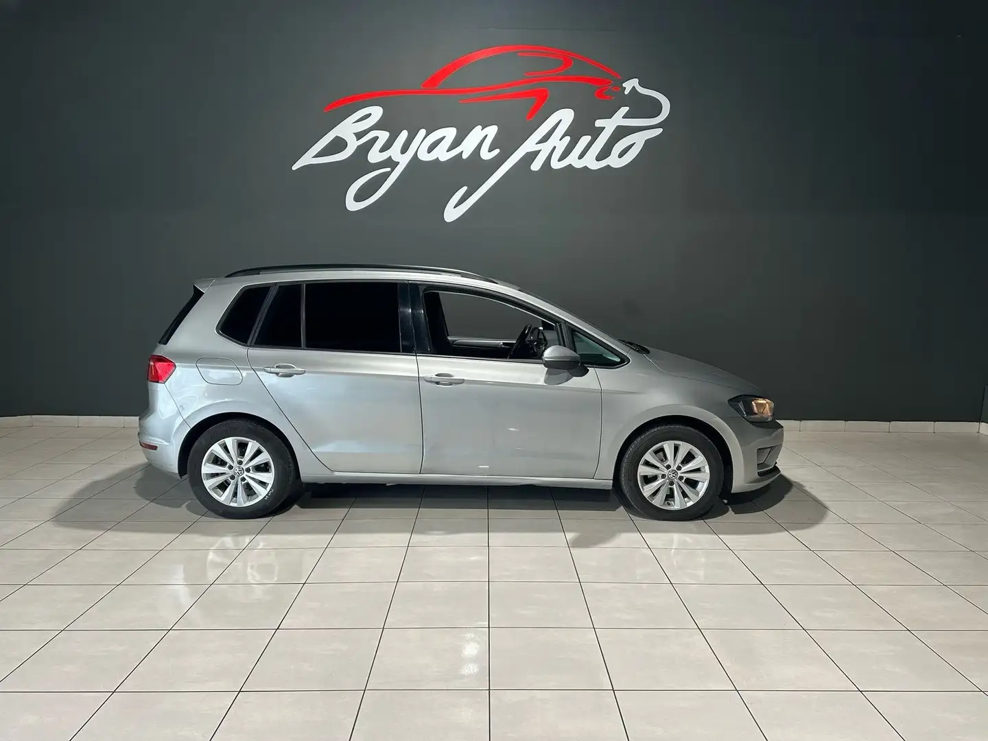 Volkswagen Golf Sportsvan 1.6 tdi Highline 110cv - 2