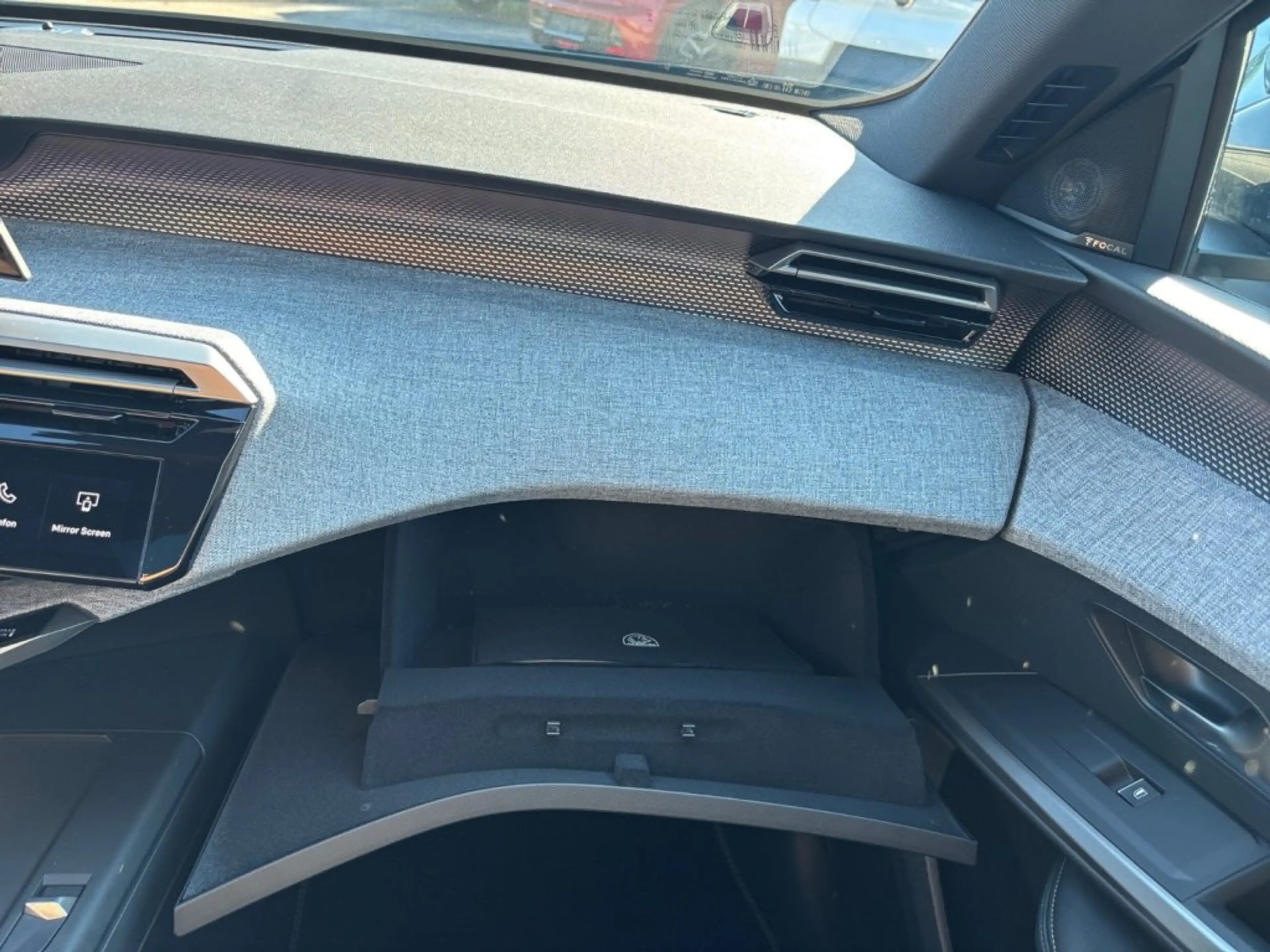 Peugeot 3008 GT Hybrid 145 e-DCS6 — photo 15