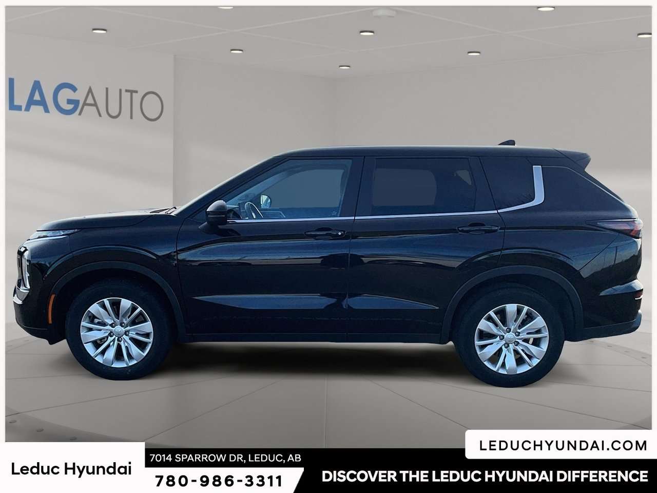 2026 Mitsubishi Outlander ES — снимка 3