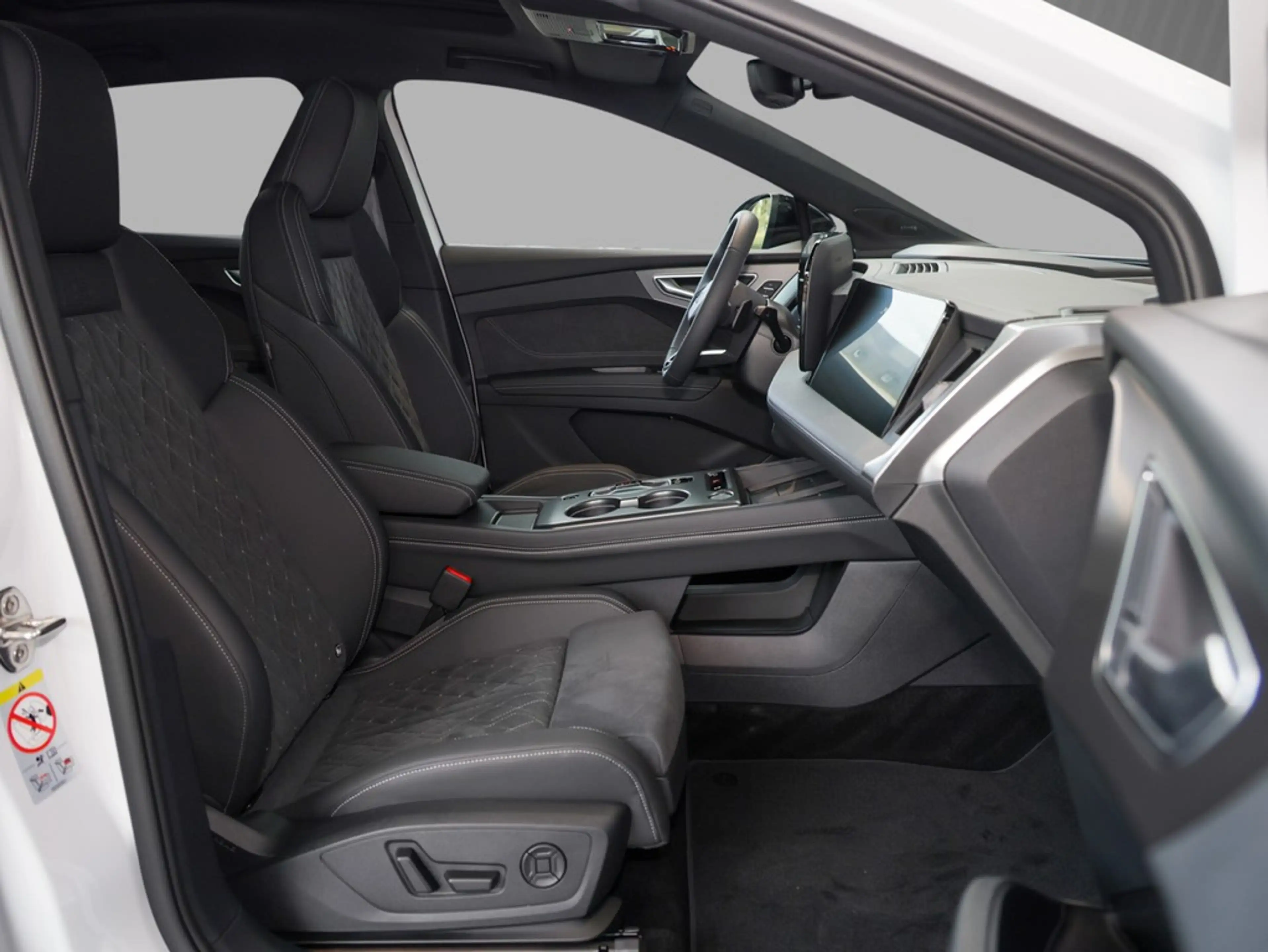 Audi e-tron quattro 220 kW — photo 9