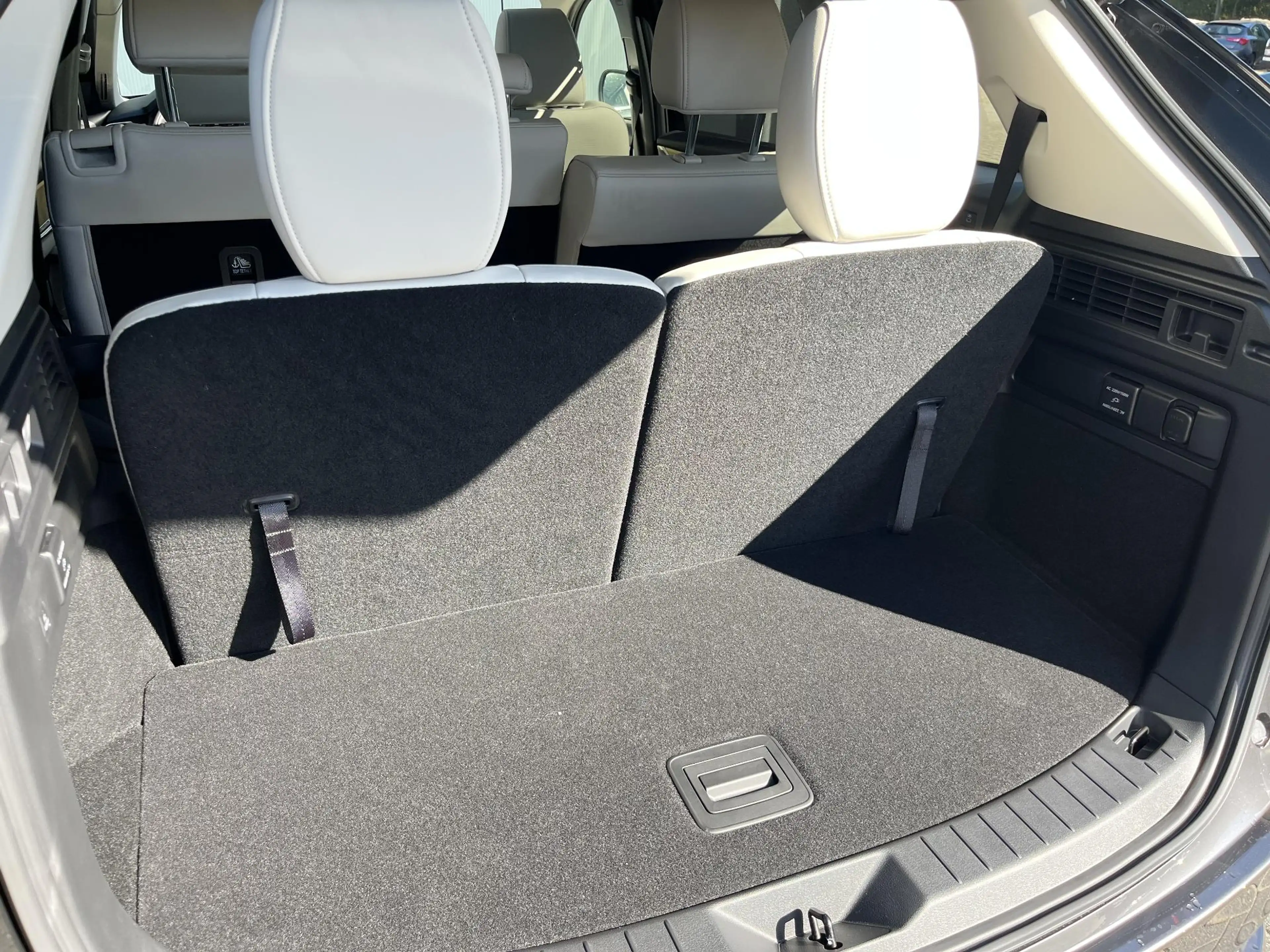 Mazda CX-80 2.5 e-SkyActiv PHEV Takumi Plus Nieuw!| 7 persoons — photo 15
