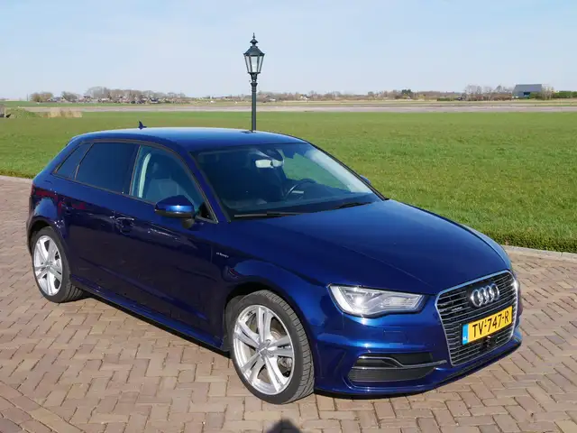 Audi A3 Sportback 1.4 e-tron PHEV Attraction Pro Line plus