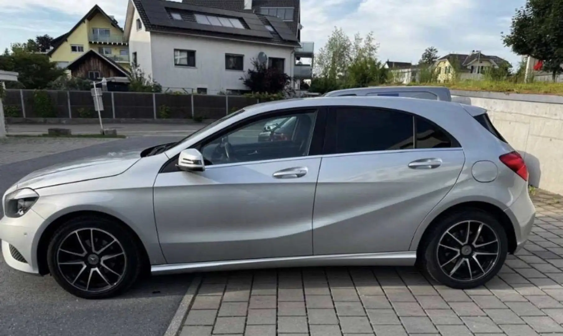 Mercedes-Benz A 180 Elegance CDI Aut. - 2