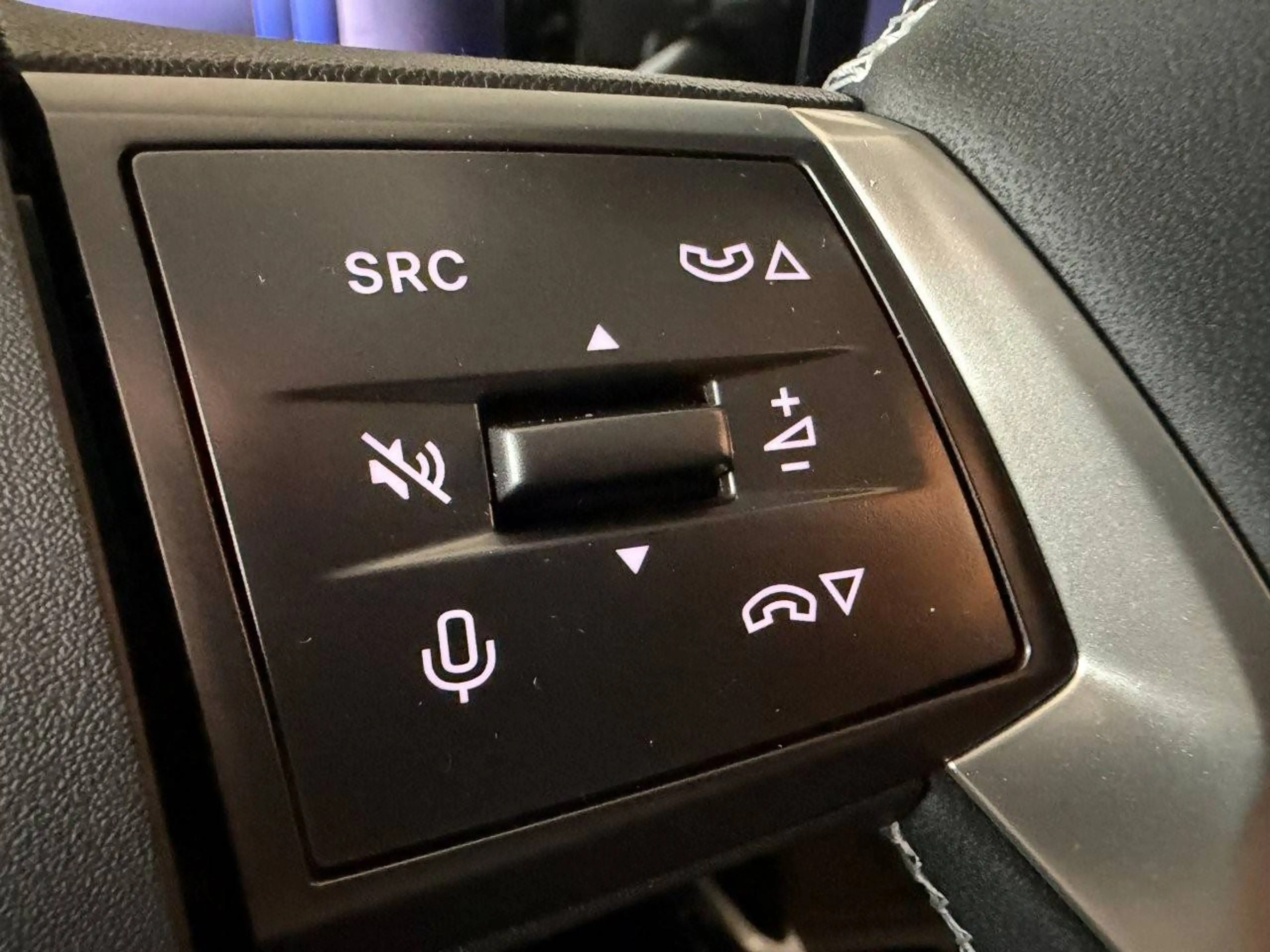 Opel Frontera Frontera 1.2 Hybrid 48V ULTIMATE - NAVI - Kamera - Sitzheizung - Lenkradheizung — photo 15