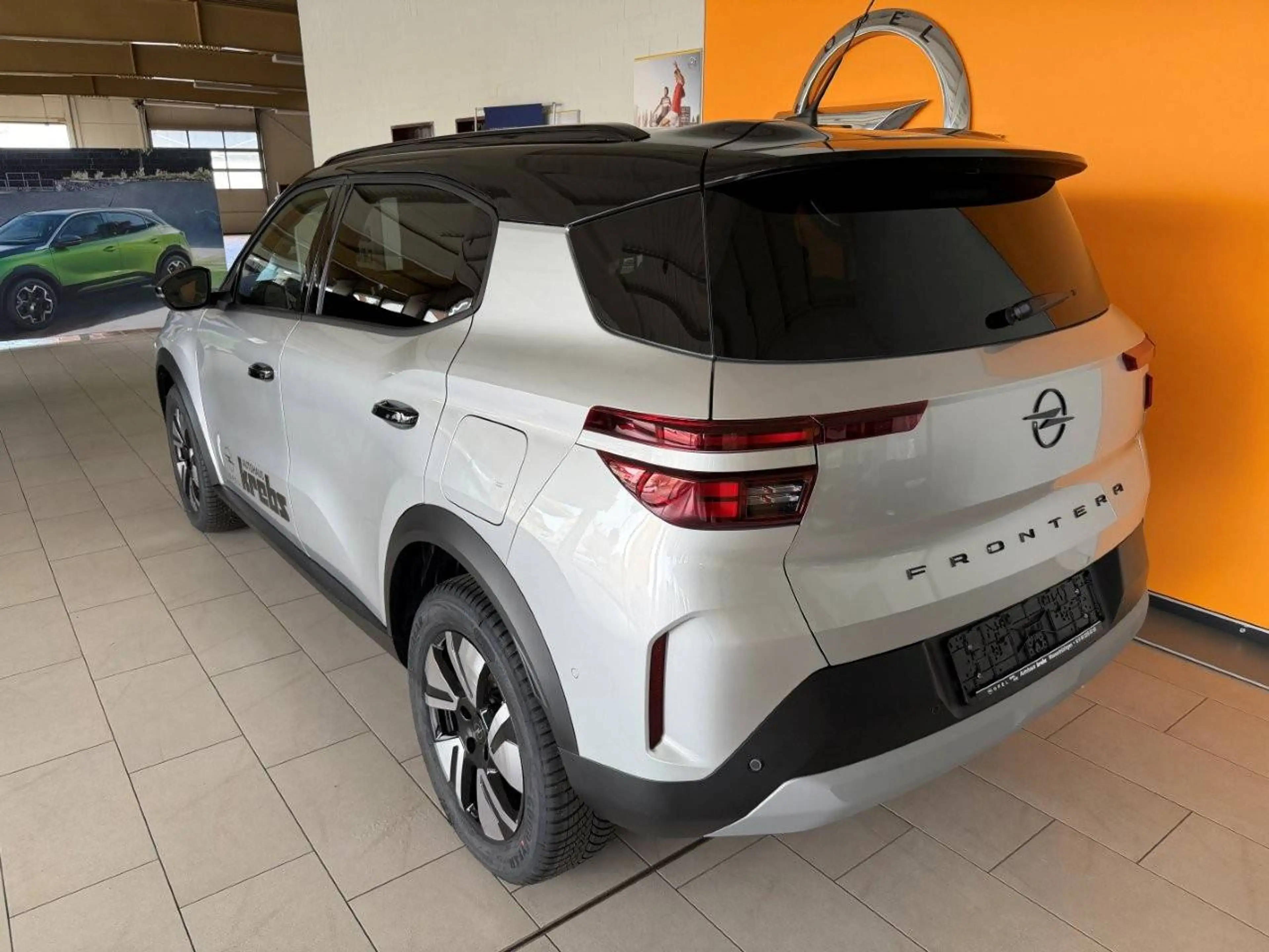 Opel Frontera Frontera 1.2 Hybrid 48V ULTIMATE - NAVI - Kamera - Sitzheizung - Lenkradheizung — photo 4