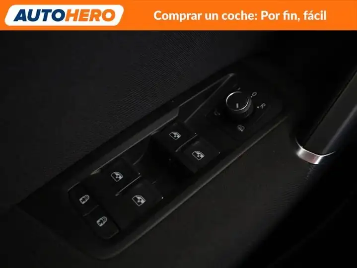 Volkswagen Touran 2019, foto 33
