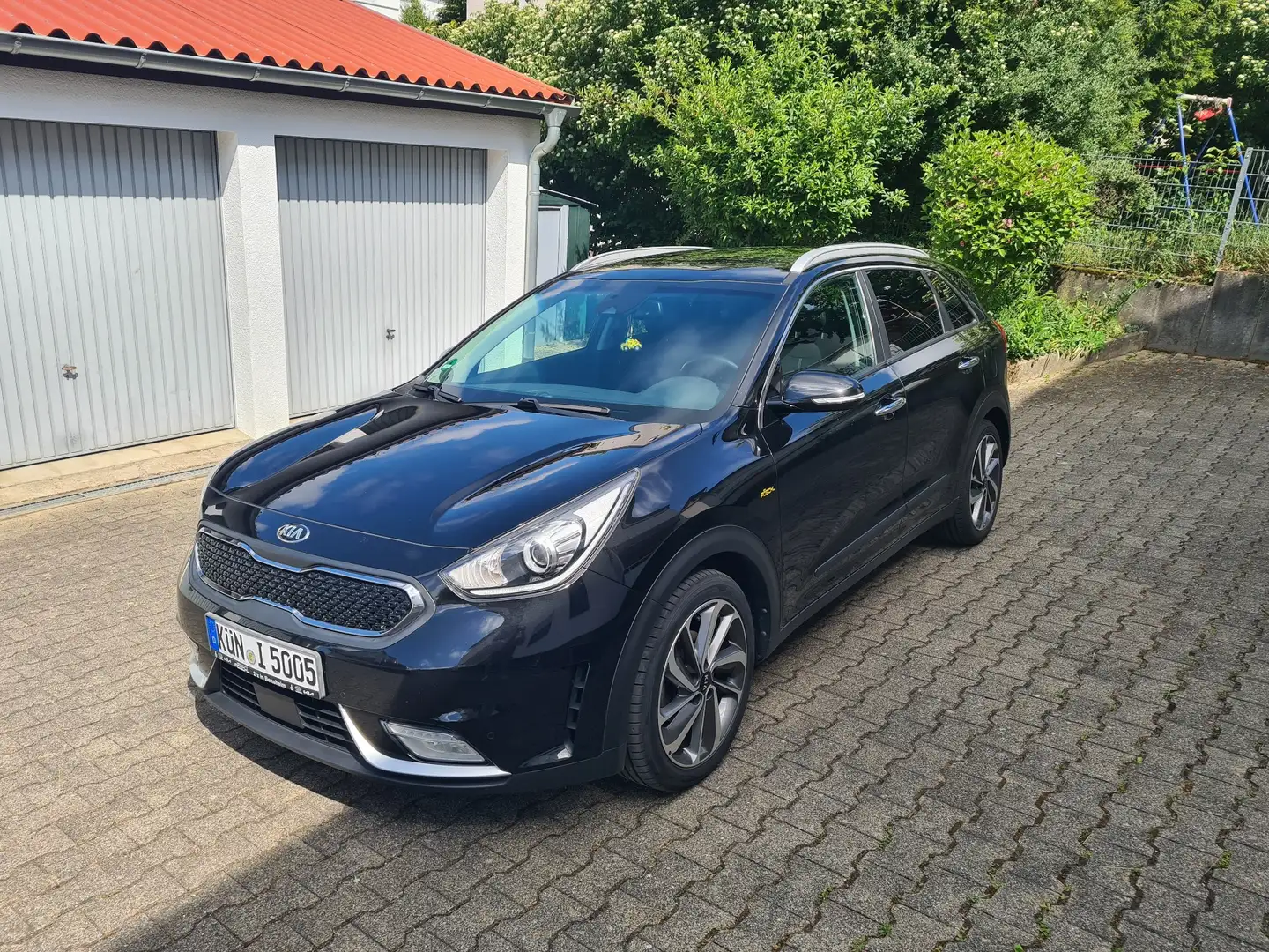 Kia Niro 1.6 GDI 2WD Aut. - 2