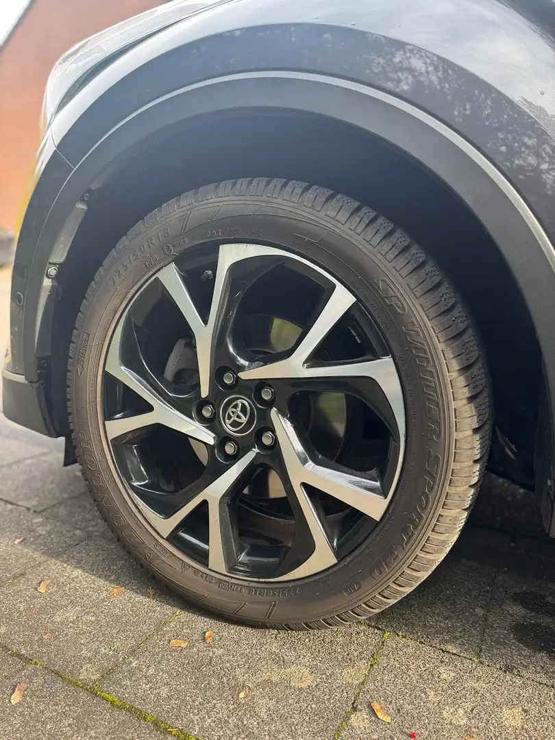 Toyota C-HR C-HR 1.2 Turbo Team Deutschland Grau - 2