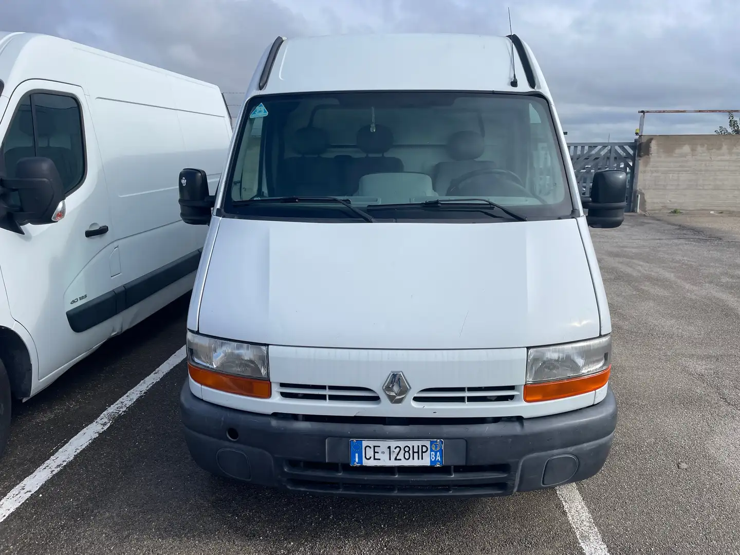 Renault Master L3H2 2.2 diesel 90cv Bianco - 2