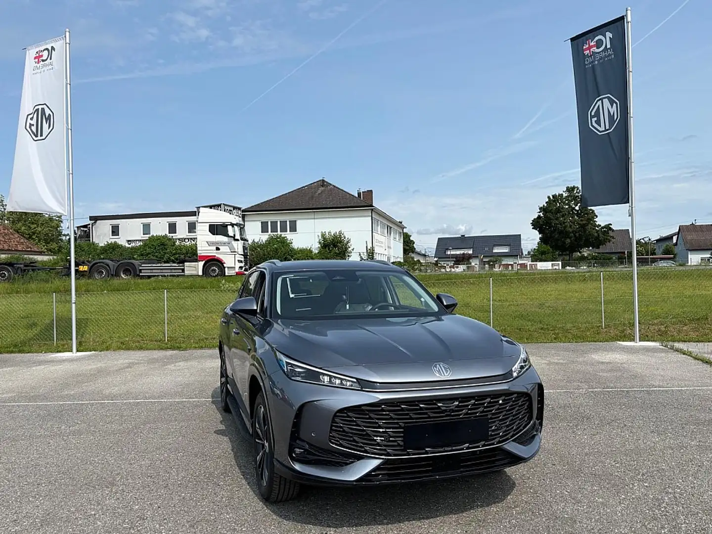 MG HS PHEV+ Luxury 21,4kWh Aut. *FAHRZEUG AM TRANSPORT* Grau - 1