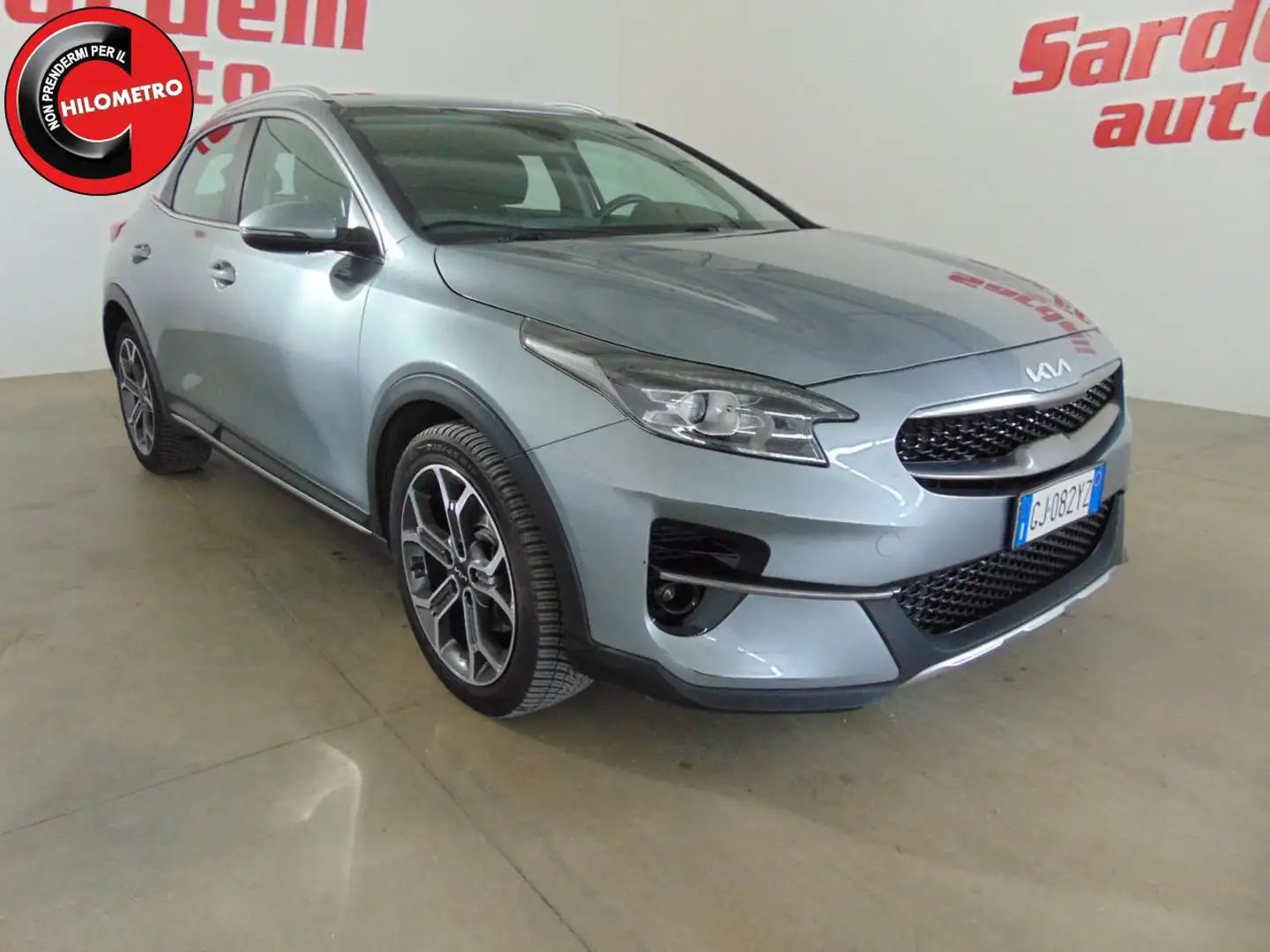 Kia XCeed 1.5 T-GDi 160 CV MHEV DCT Business Gris - 2