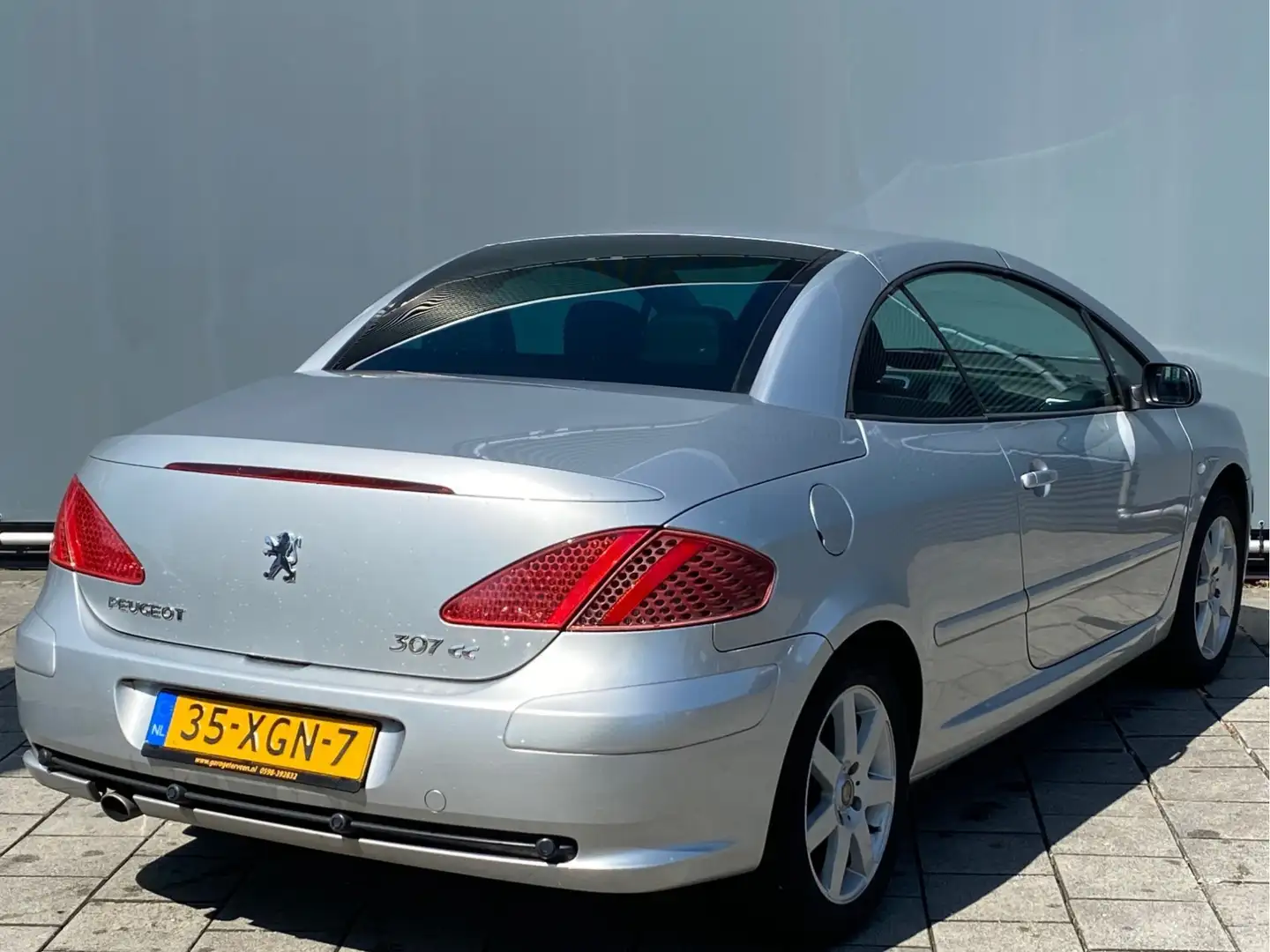 Peugeot 307 CC BWJ 2004 | 2.0-16V 136PK AUTOMAAT | CLIMA | CRU Grijs - 2