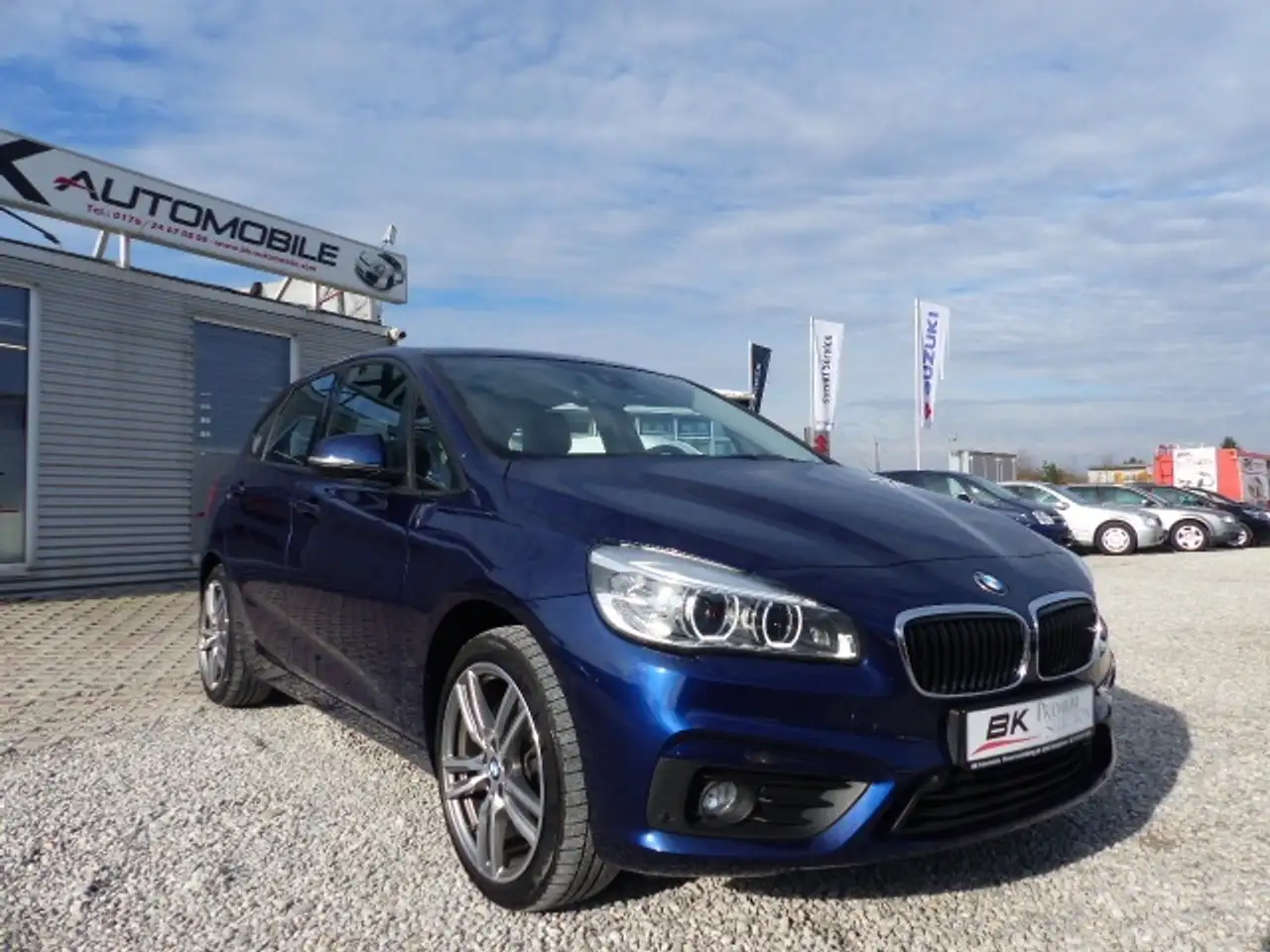 BMW 225