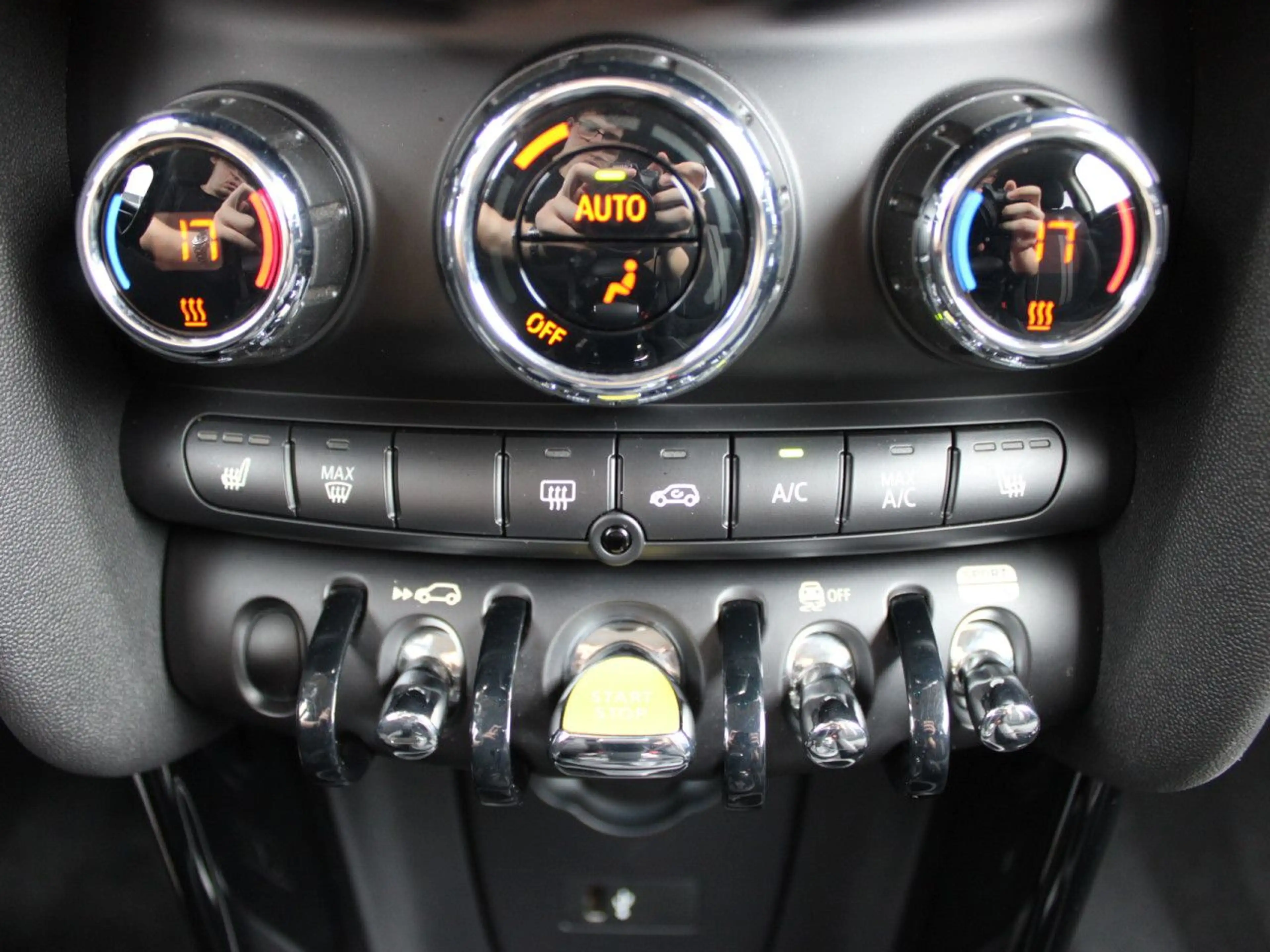 MINI Cooper SE Essential Sports.Navi LED Sitzh.DrivAs — photo 13