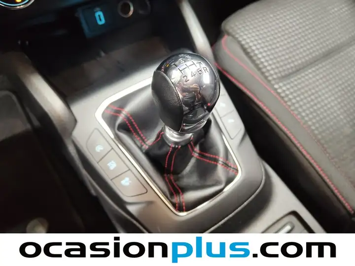 Ford Focus 1.0 Ecoboost ST-Line 2021, foto 5