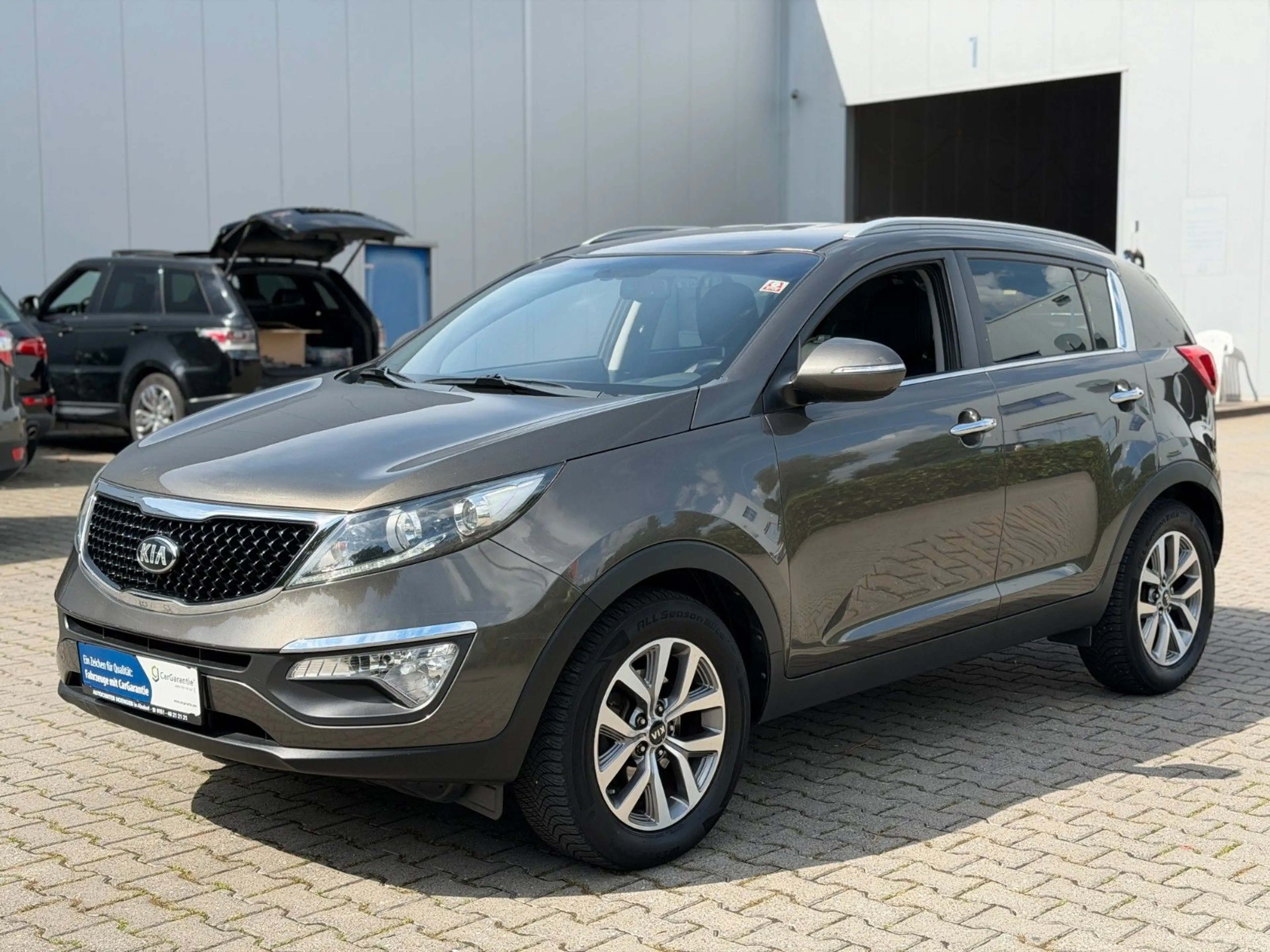 Kia Sportage Attract 2WD Garantie *Leder*Navi*Kamera — photo 7
