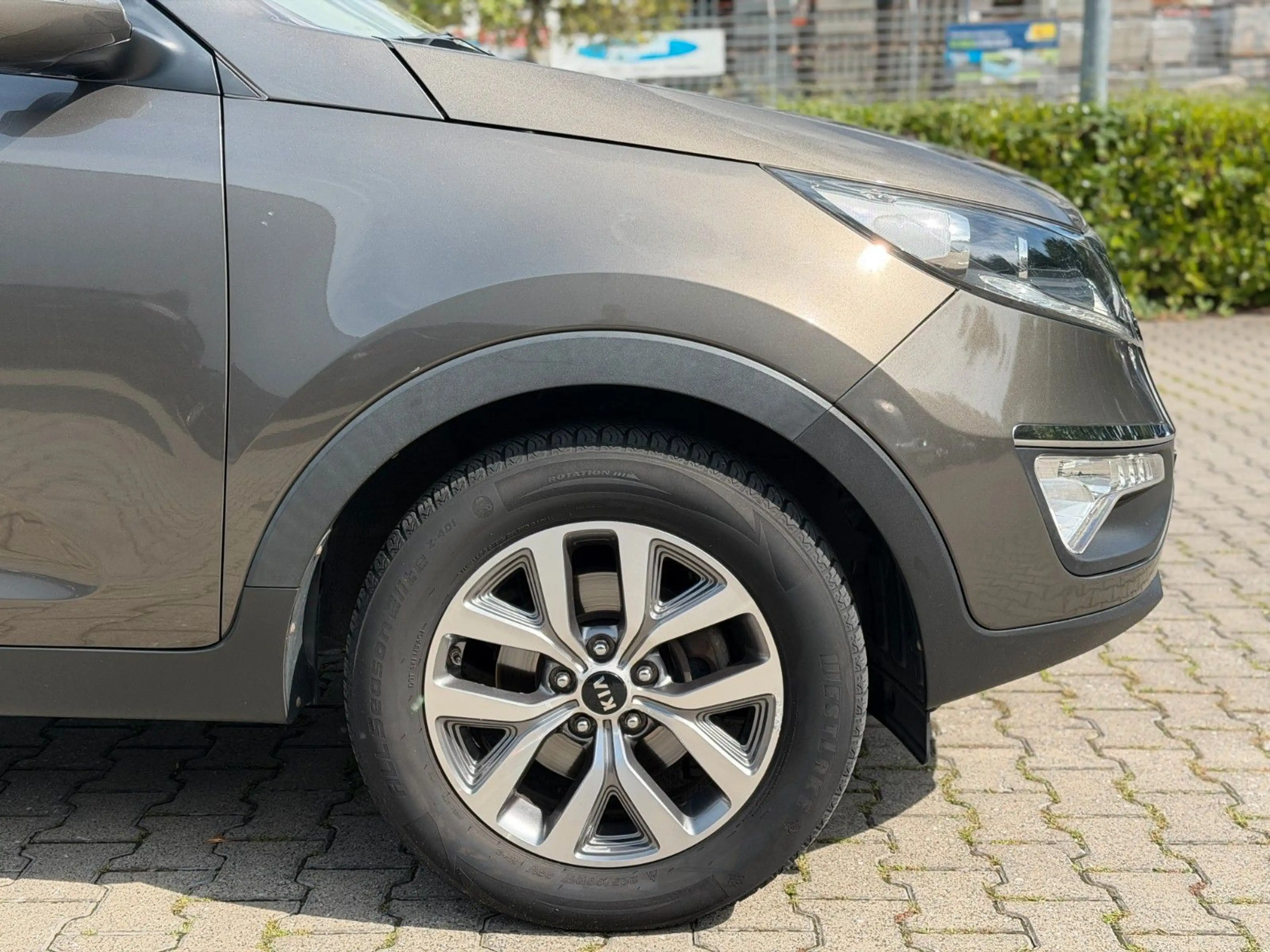Kia Sportage Attract 2WD Garantie *Leder*Navi*Kamera — photo 8