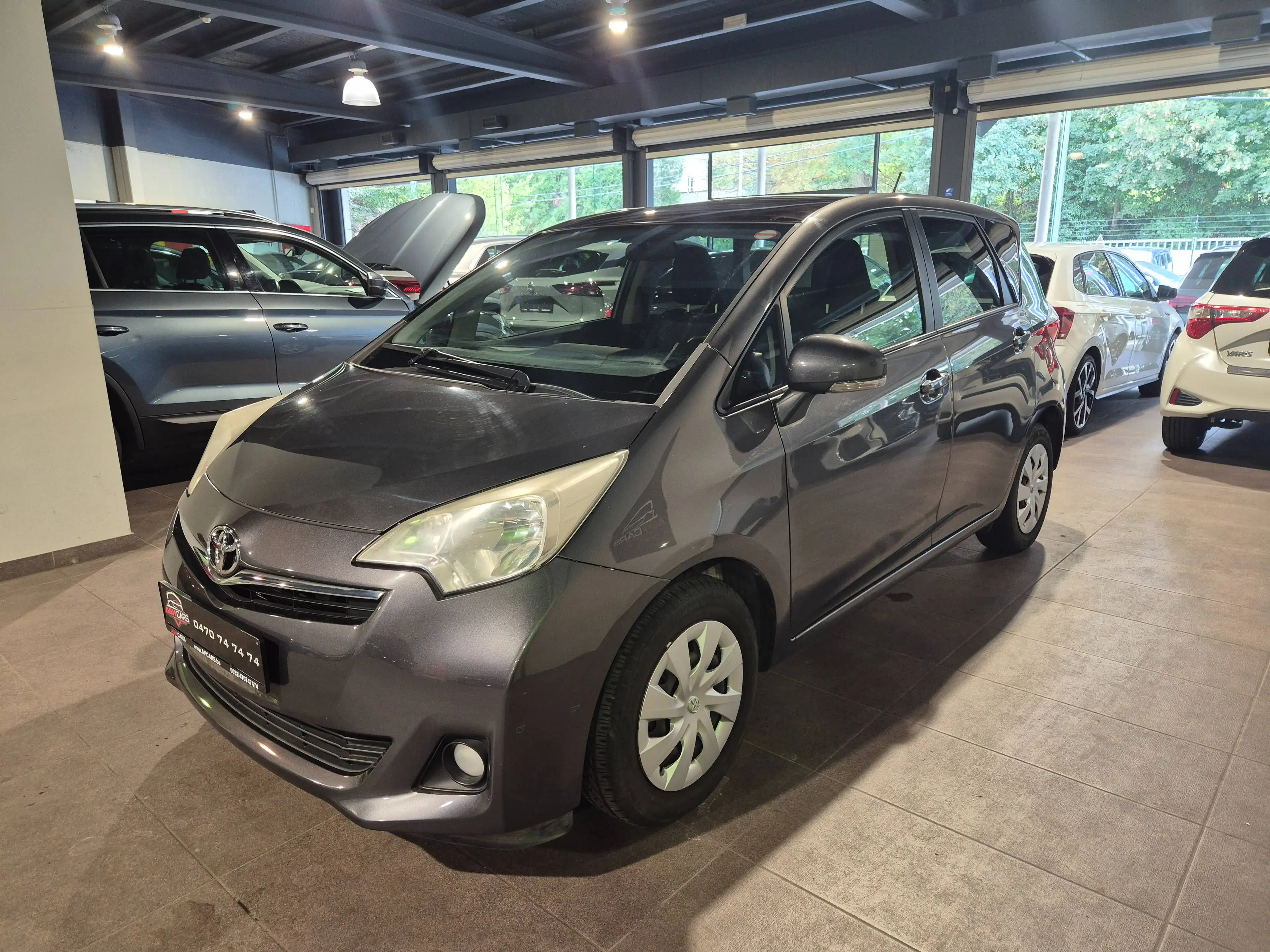 Toyota Verso-S Verso S 1.33 VVT-i Sol — photo 3
