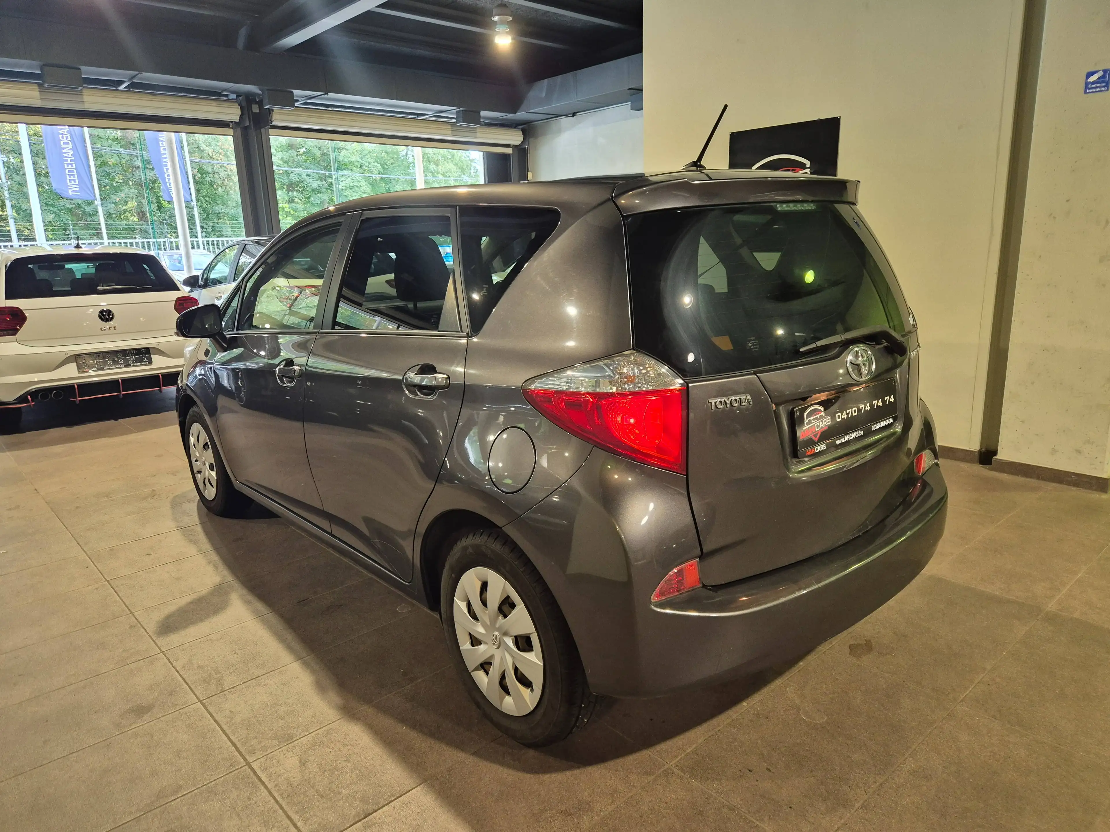 Toyota Verso-S Verso S 1.33 VVT-i Sol — photo 4