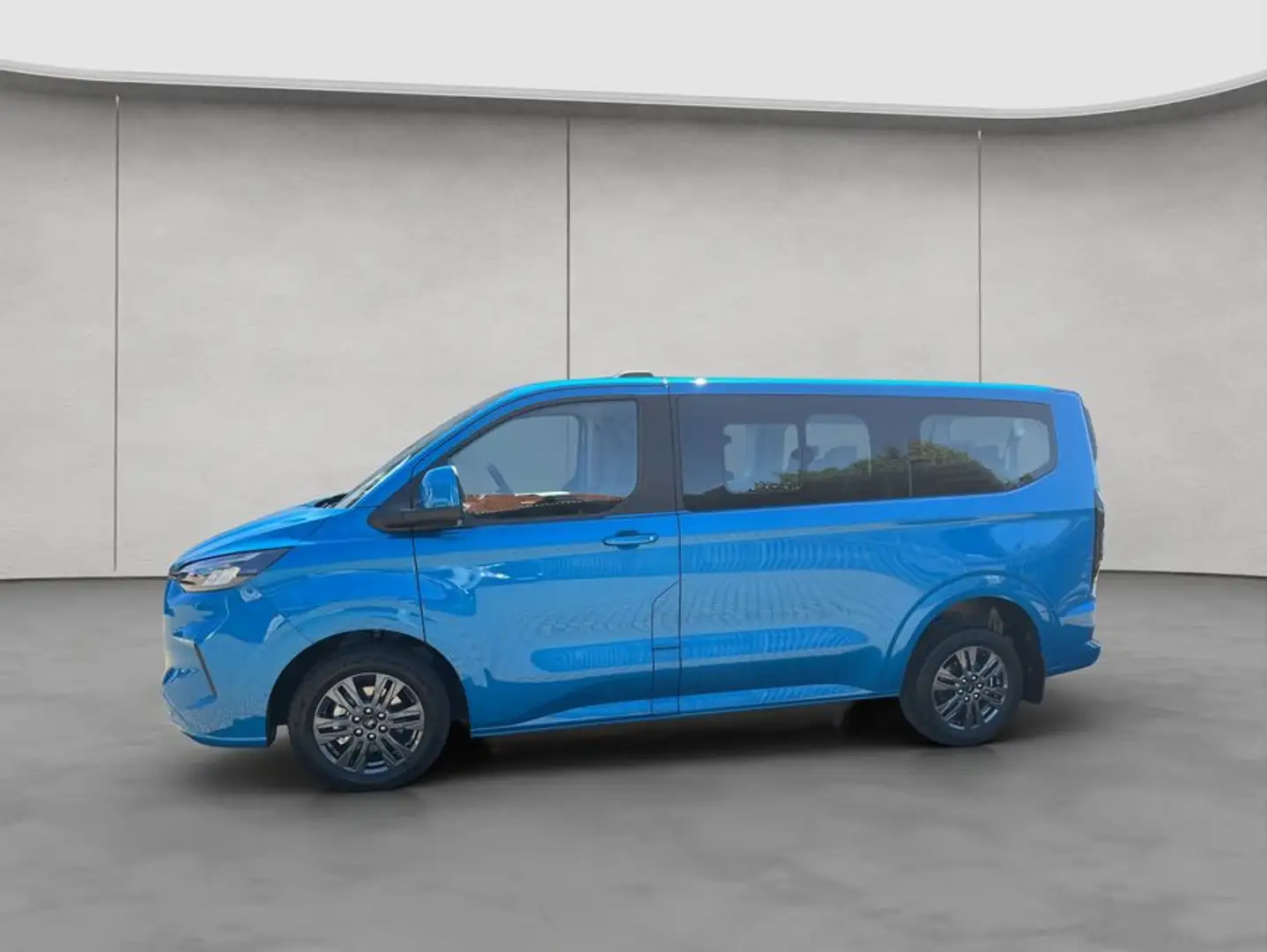 Ford Tourneo Custom 320 L1H1 VA Autm. Titanium 125 kW, Bleu - 2