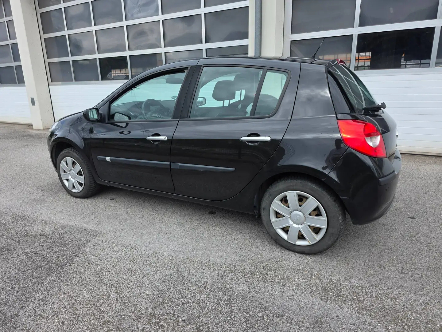 Renault Clio Clio Dynamique 1,5 dCi Dynamique Rot - 2