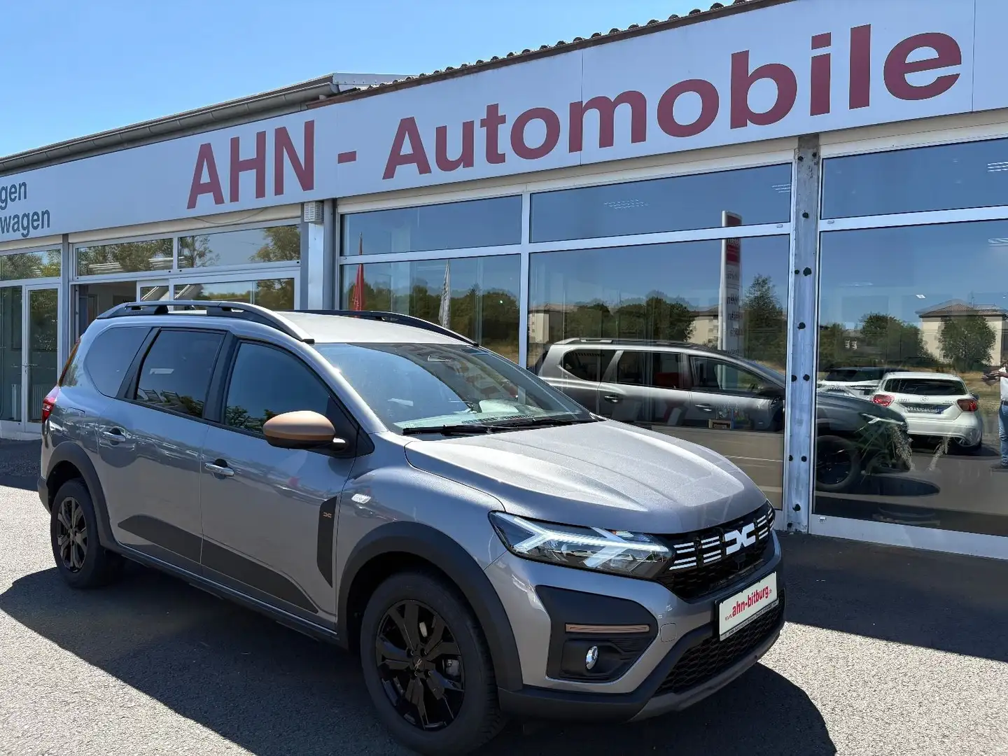 DACIA Jogger