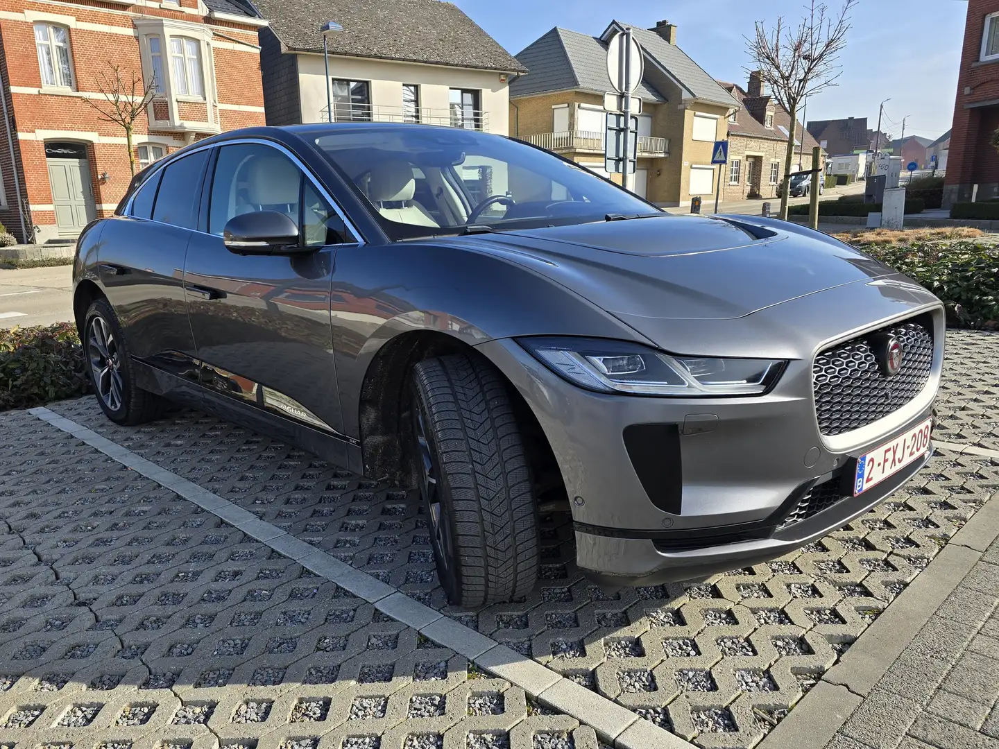 Jaguar I-Pace I-Pace EV400 AWD SE Grijs - 2