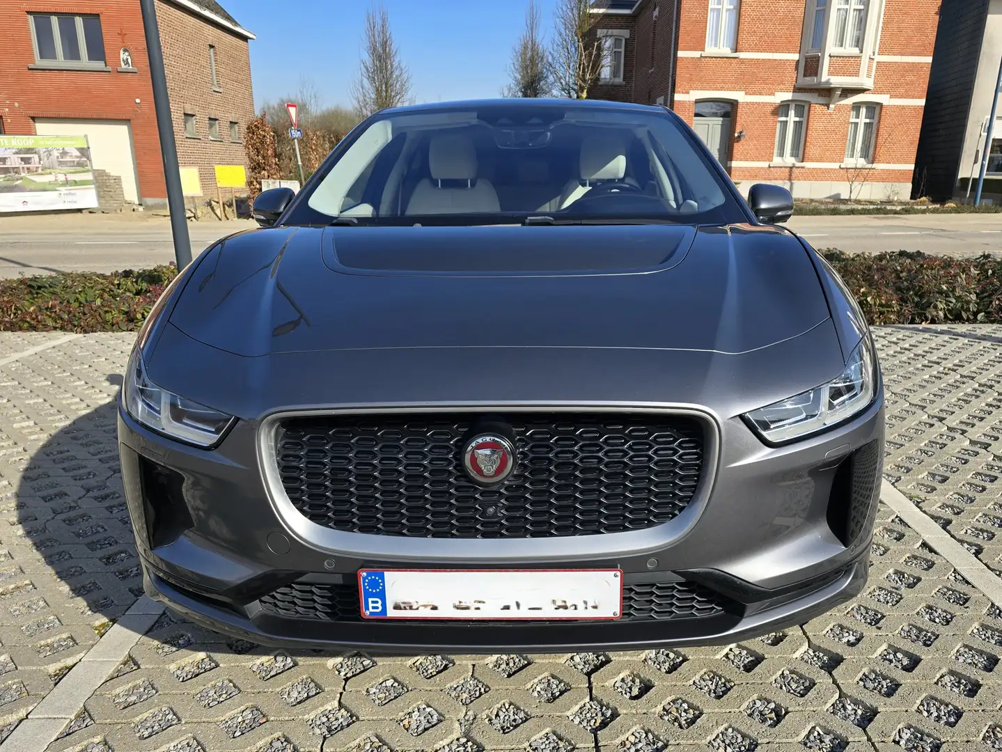 Jaguar I-Pace I-Pace EV400 AWD SE Grijs - 1
