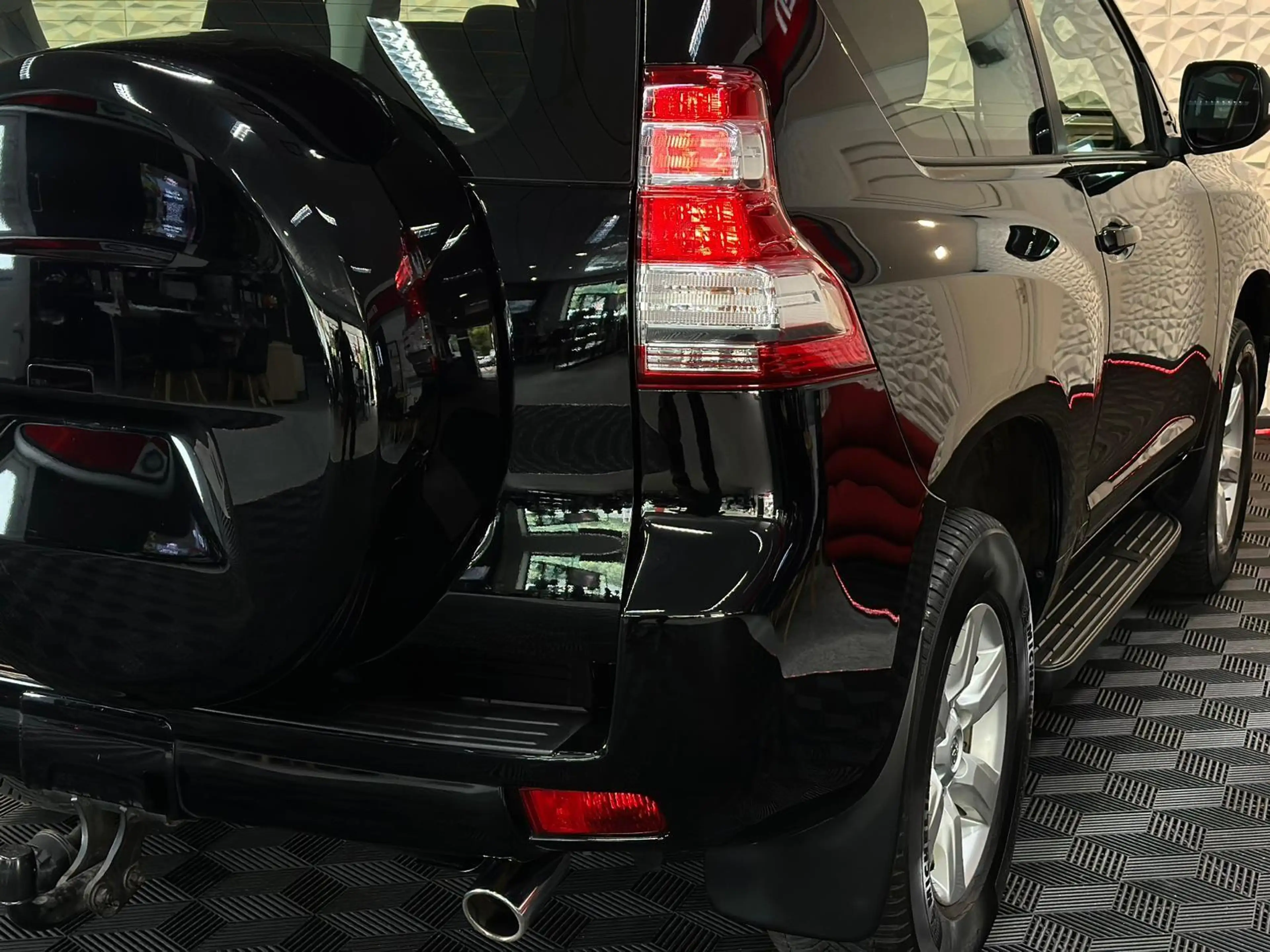 Toyota Land Cruiser 3.0D-4D 4WD SH#AHK#TEMPO#CAM#KEYLES — photo 10