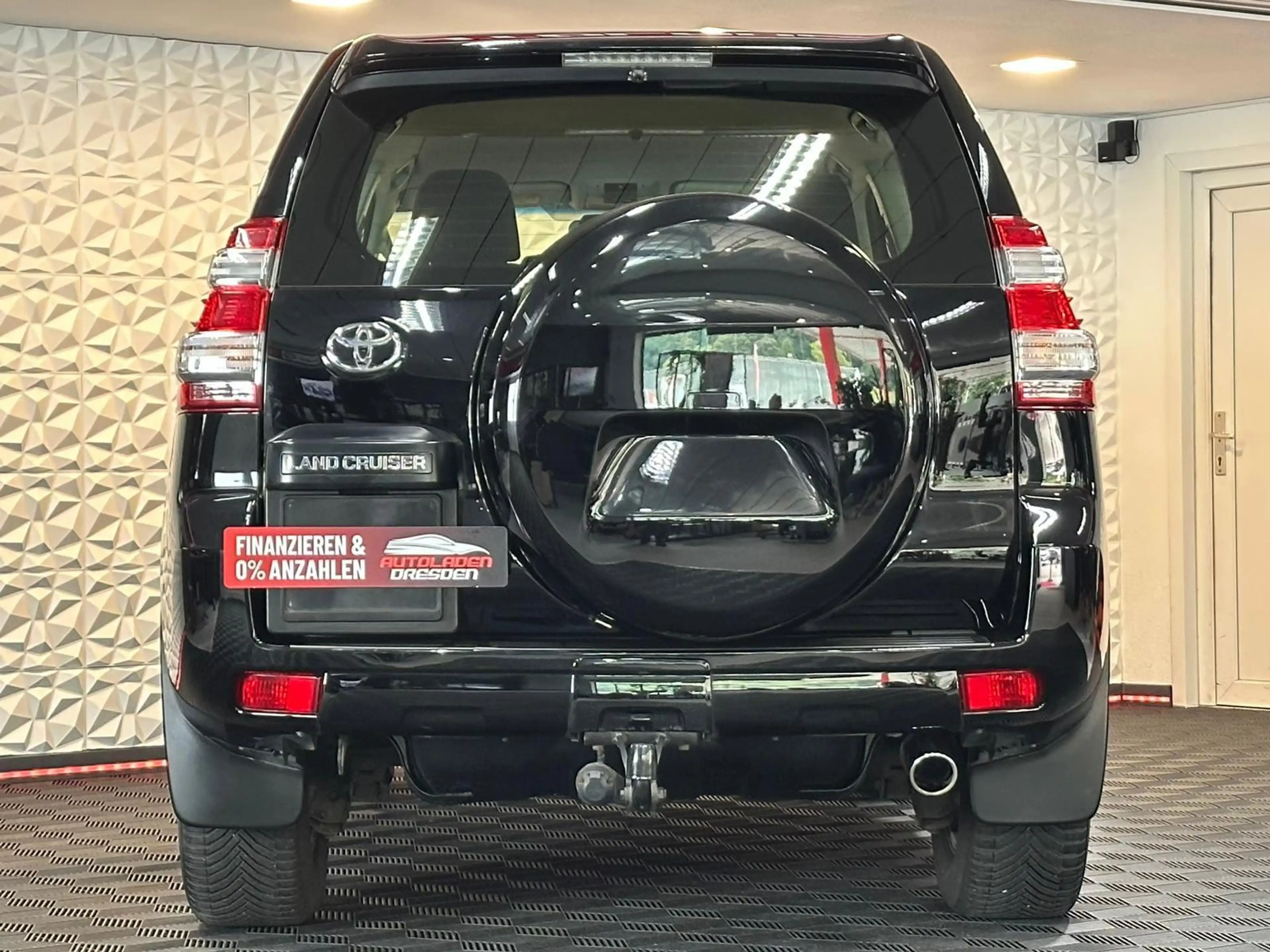 Toyota Land Cruiser 3.0D-4D 4WD SH#AHK#TEMPO#CAM#KEYLES — photo 6
