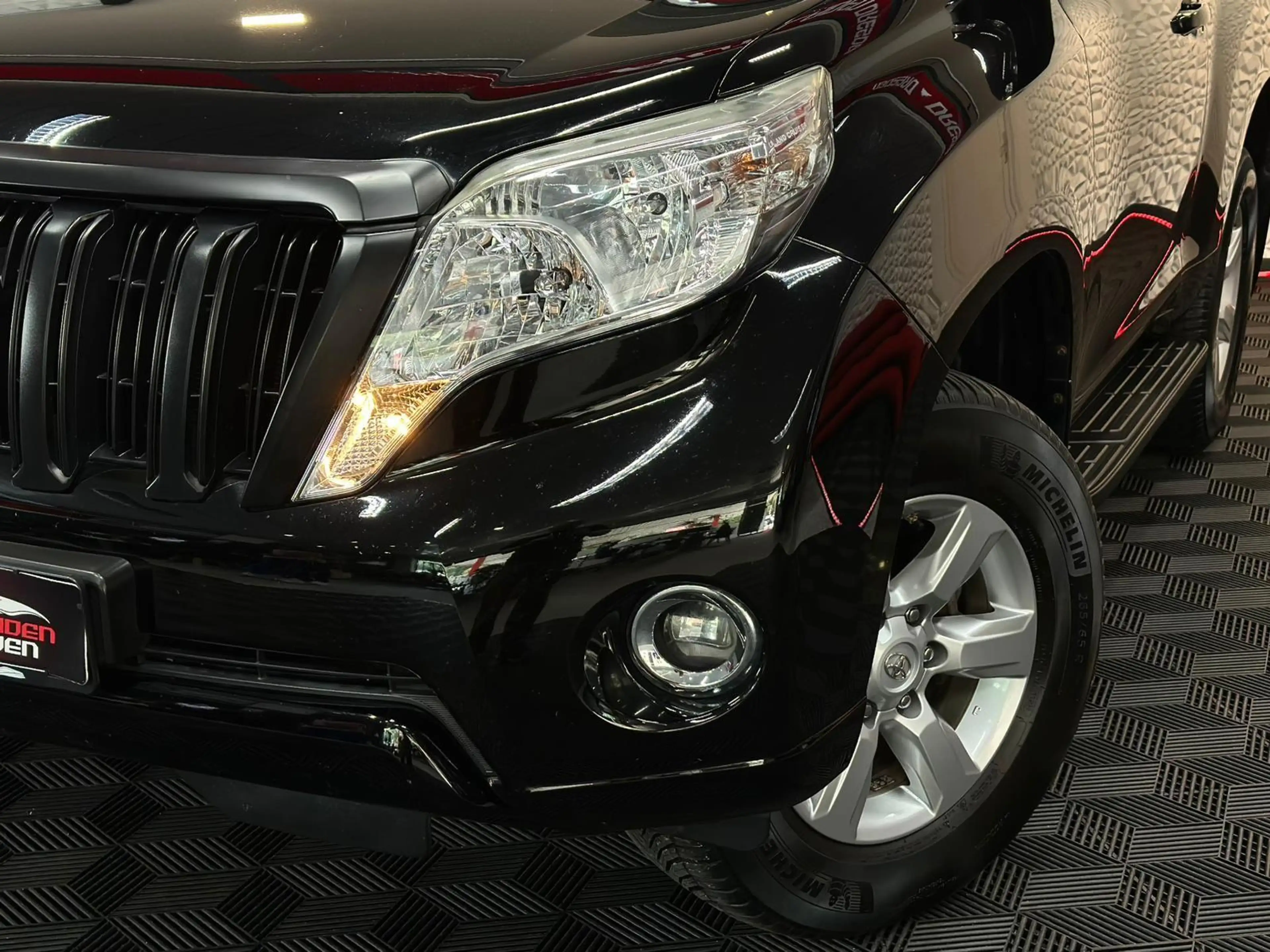 Toyota Land Cruiser 3.0D-4D 4WD SH#AHK#TEMPO#CAM#KEYLES — photo 9