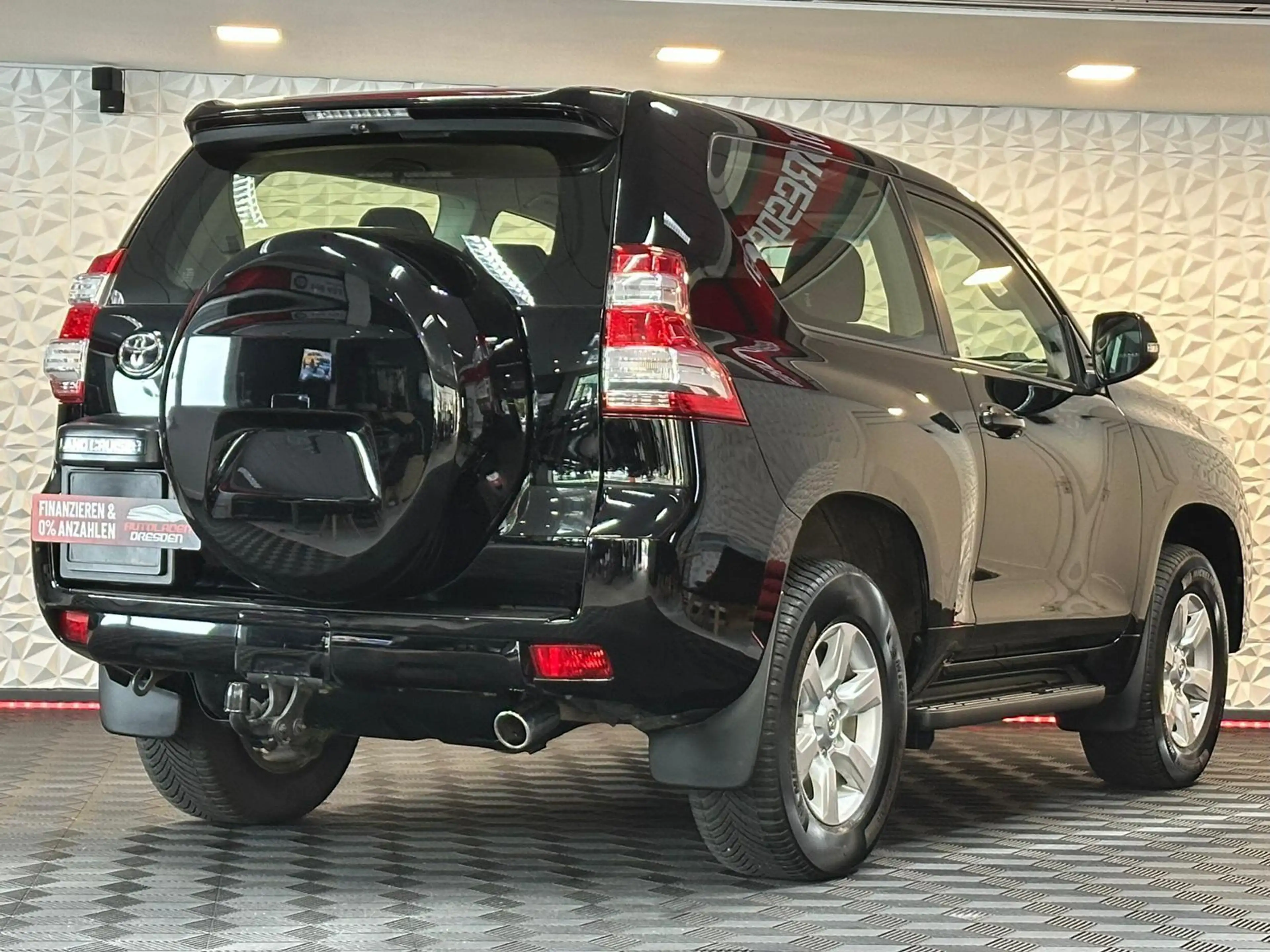Toyota Land Cruiser 3.0D-4D 4WD SH#AHK#TEMPO#CAM#KEYLES — photo 8